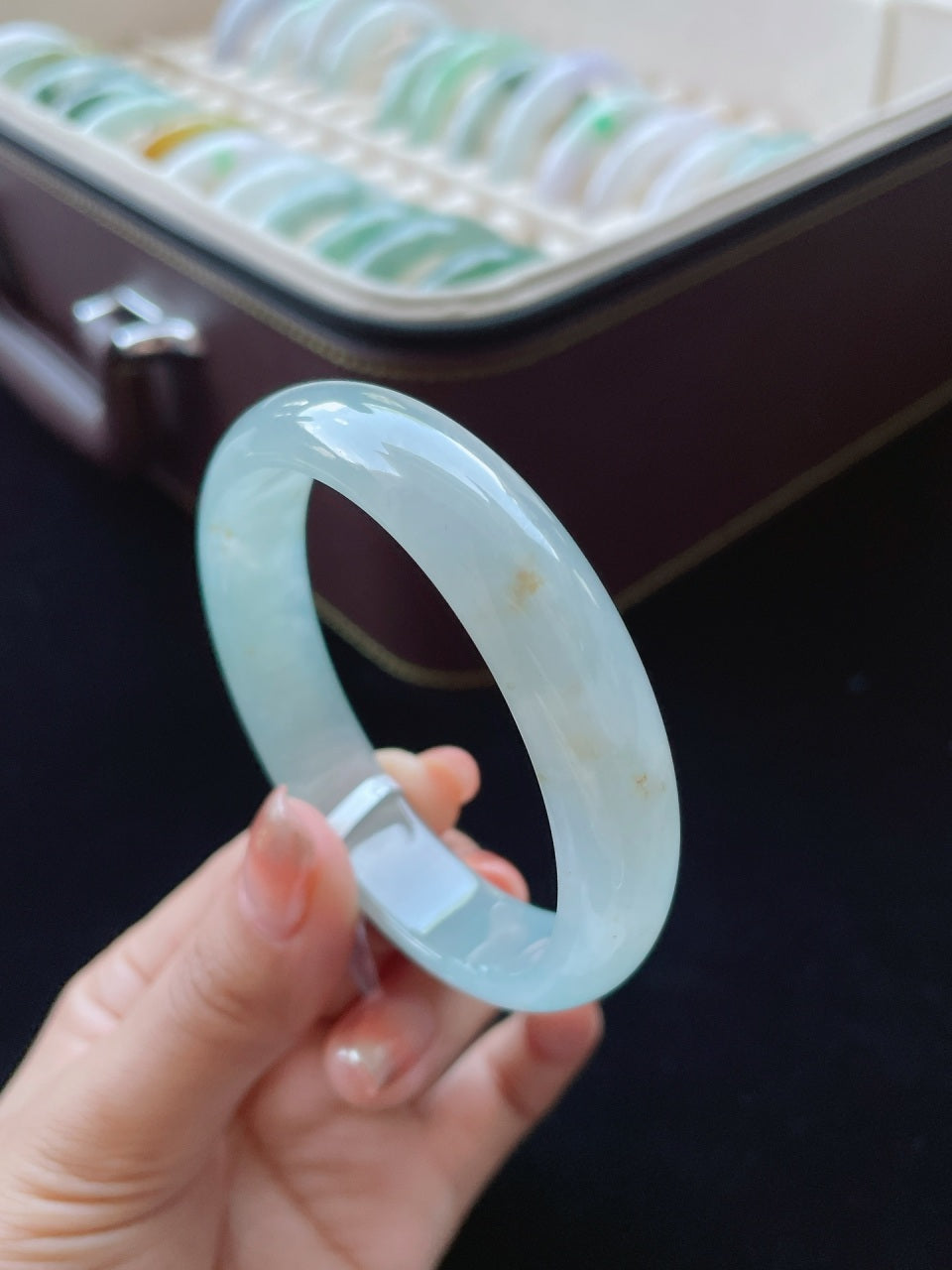 冰种飘黄正圈翡翠手镯（56.2mm）（yc016652）