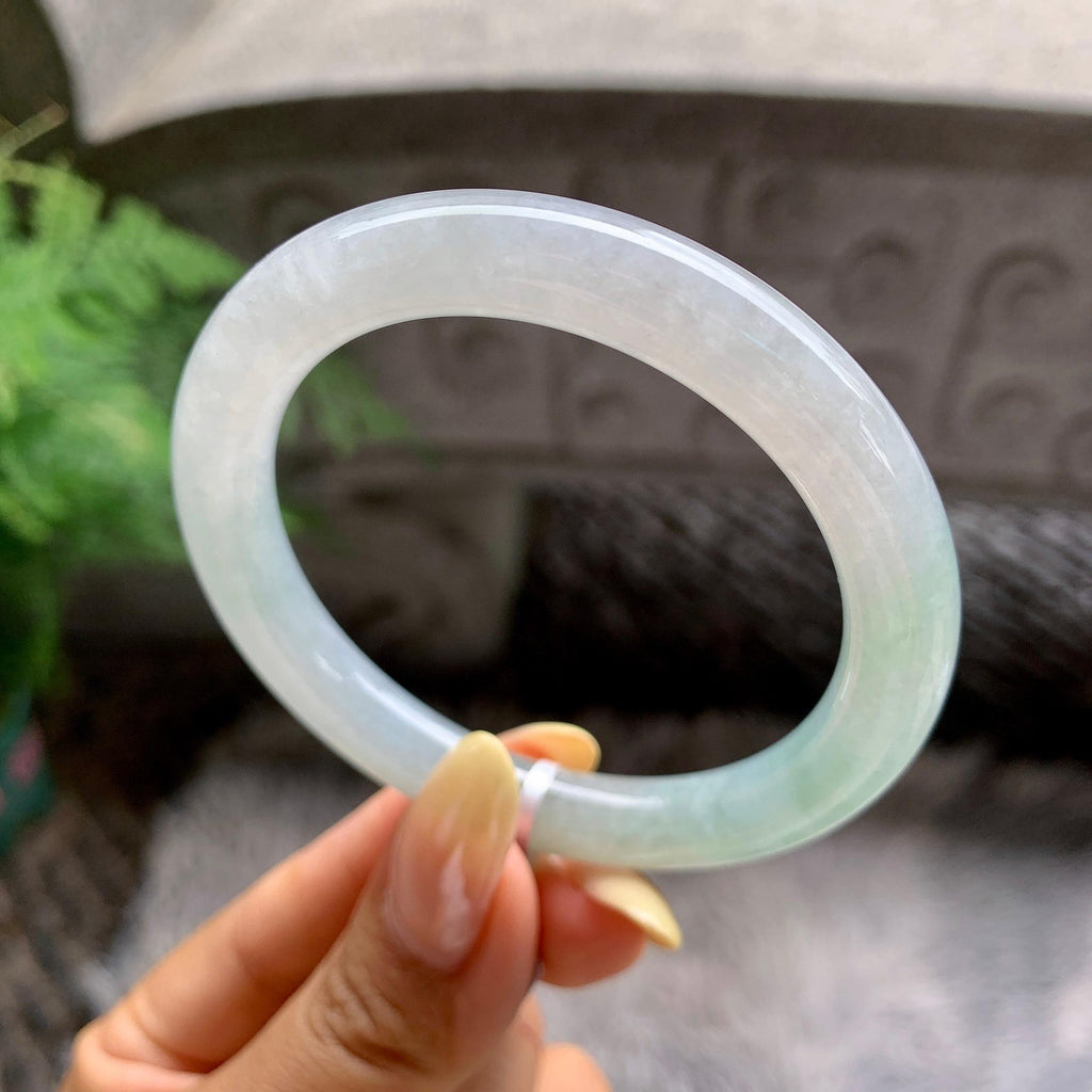 细糯种淡晴水飘黄翡圆条手镯53.5圈 天然缅甸A货翡翠（yc481910）