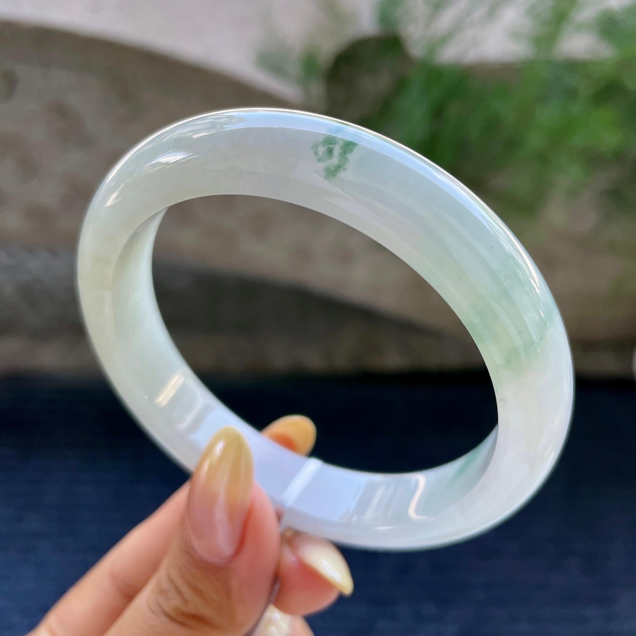 大圈口 细糯种飘花正圈平安镯60.1圈 天然缅甸A货翡翠（yc466828）