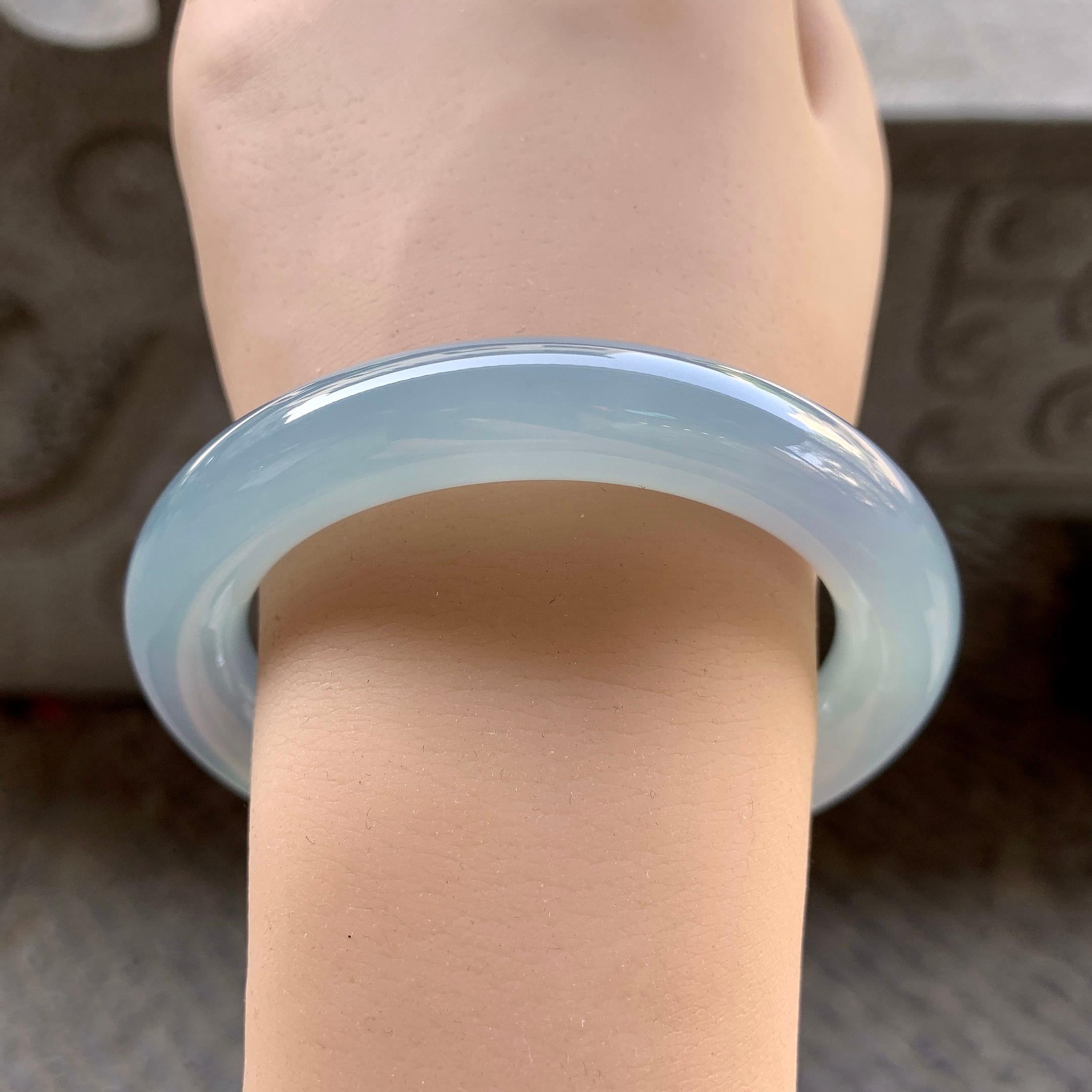 糯冰种蓝底紫罗兰圆条手镯（56.6mm）（yc295573）