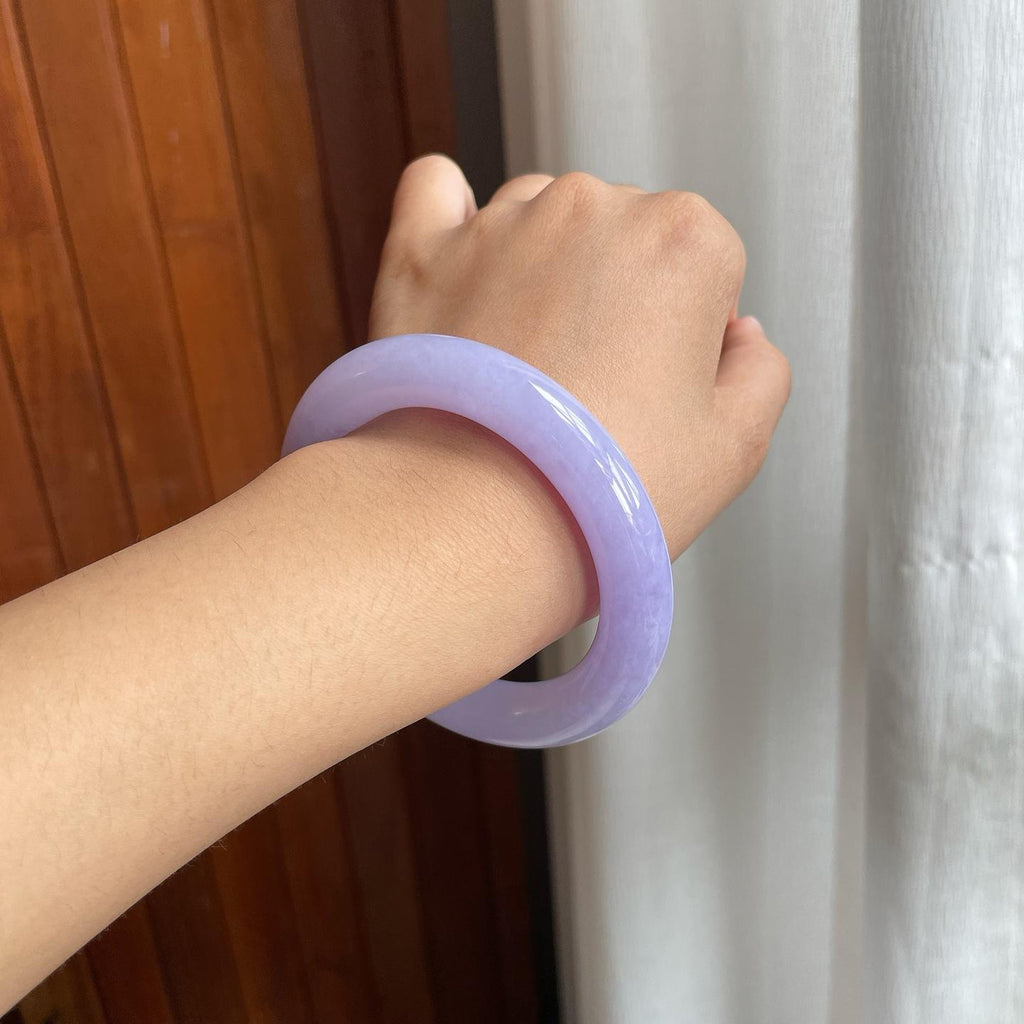 糯冰种紫罗兰翡翠圆条手镯（56mm）（yc204372）