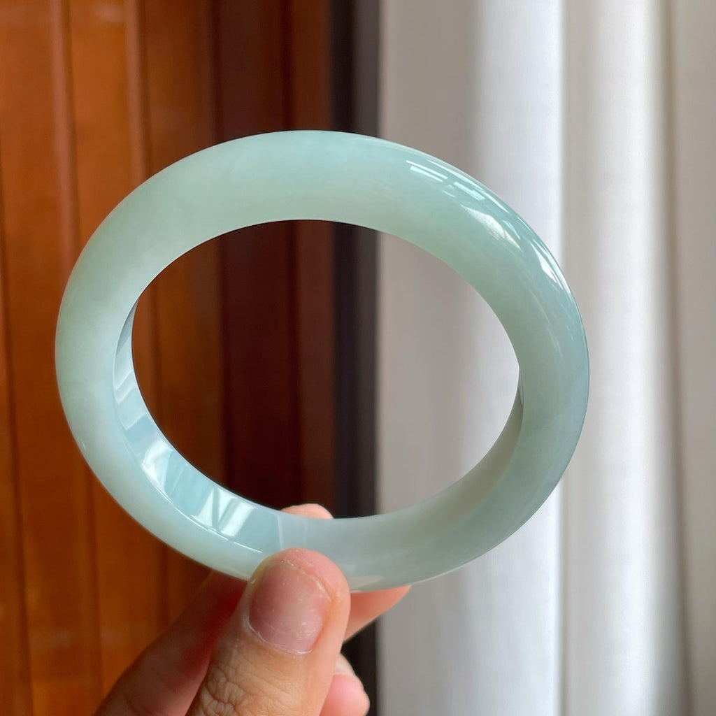 细糯冰淡底色翡翠平安镯（60mm）（yc221945）