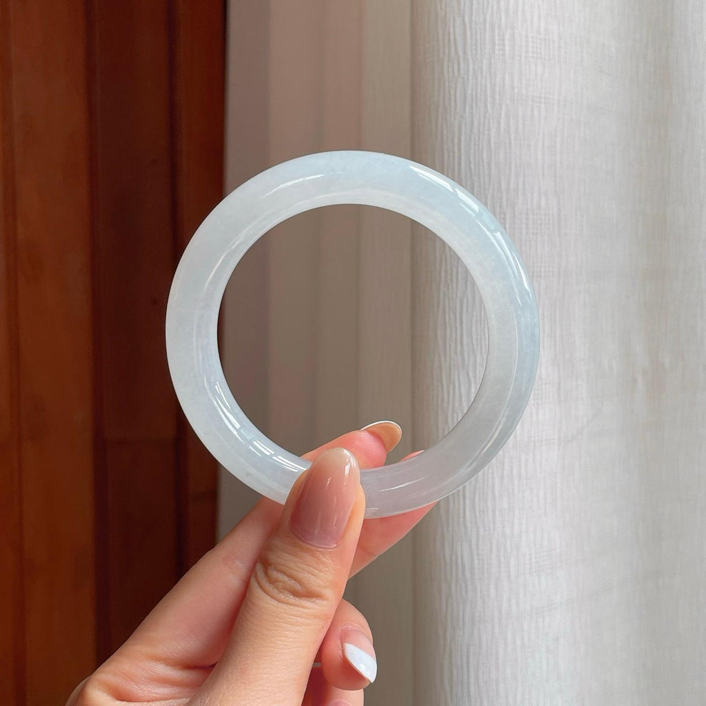 糯冰淡底色翡翠圆条手镯（55.7mm)（yc376718）