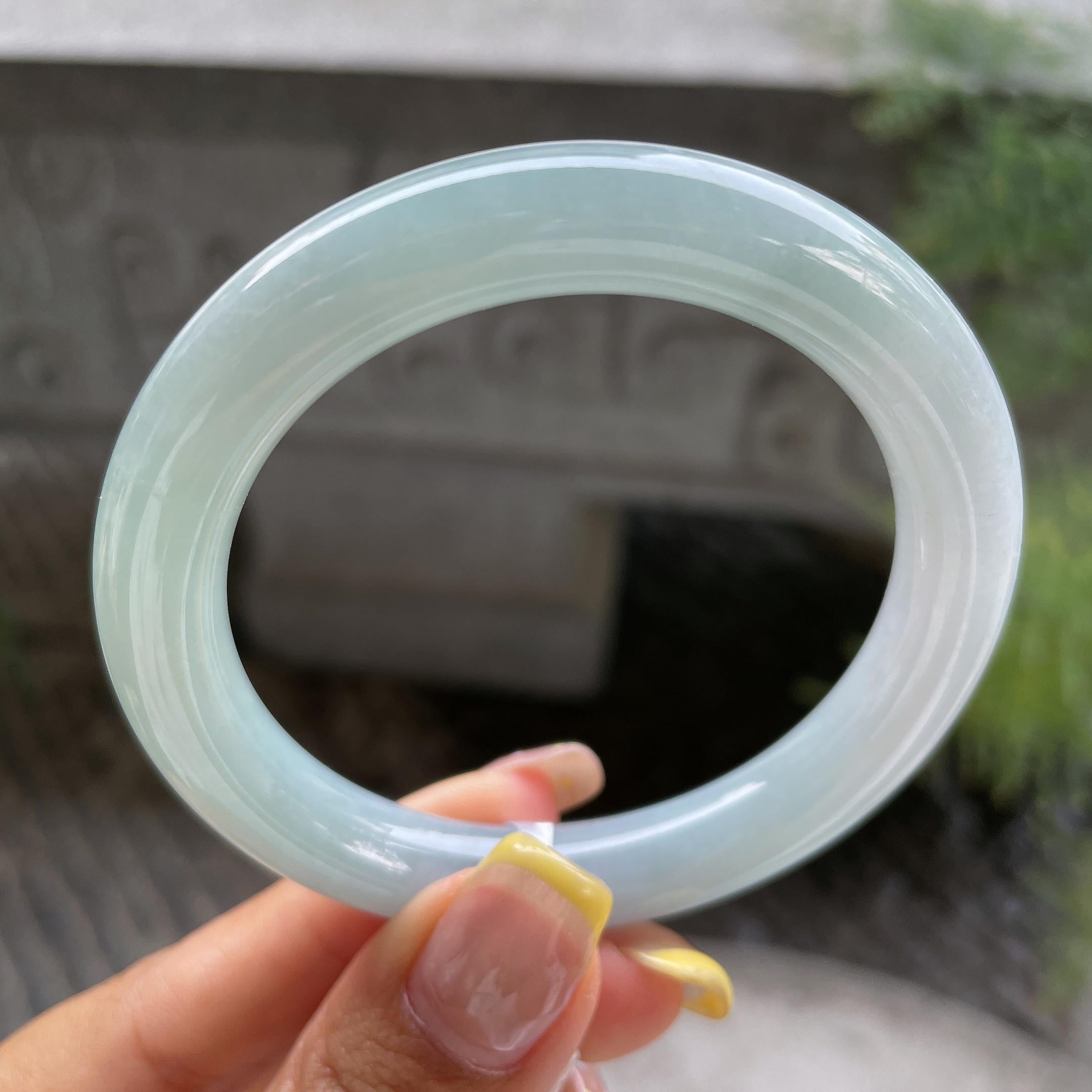 小圈口    细糯种蓝底圆条手镯53.6圈      天然缅甸A货翡翠（yc387374）