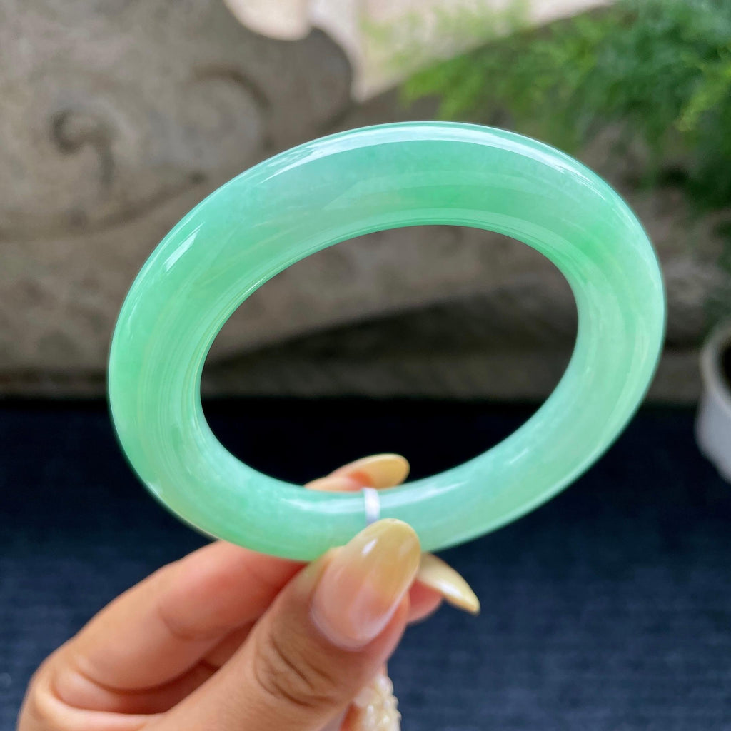 细糯种翠绿圆条手镯56.2圈 天然缅甸A货翡翠（yc489327）