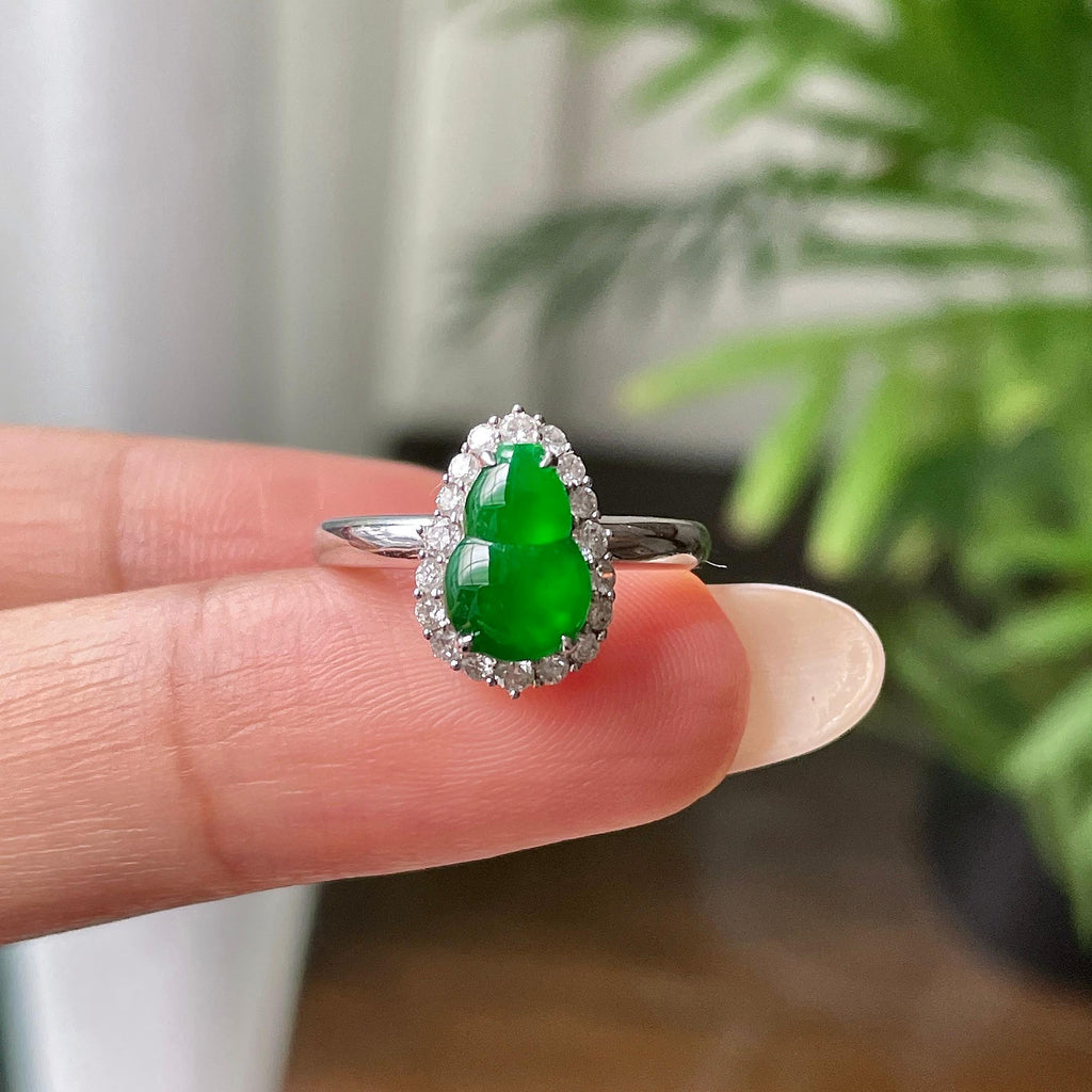 18k金钻镶冰种满绿葫芦戒指        天然缅甸A货翡翠（yc402935）