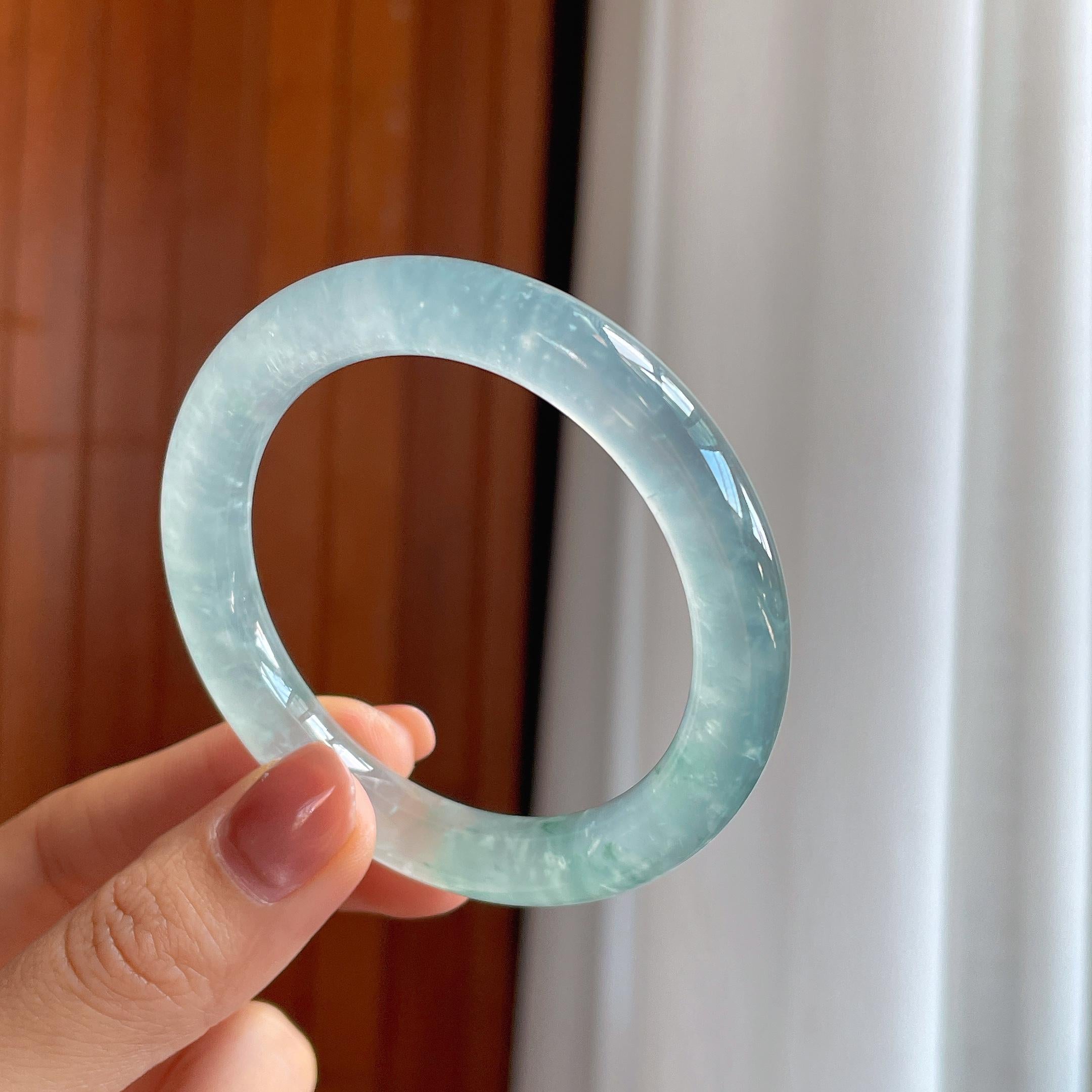 冰种飘花翡翠圆条手镯（52mm）（yc284624）