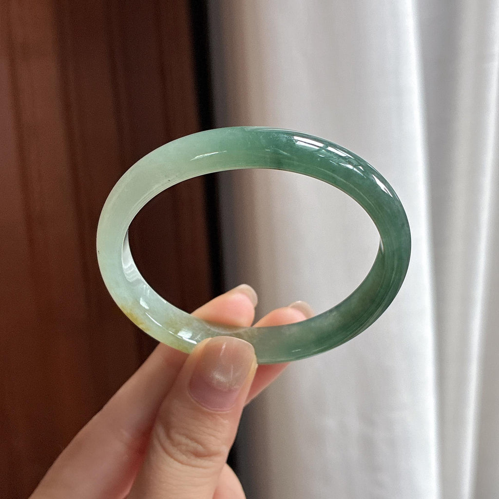 糯冰晴底飘黄特色贵妃镯 54圈 天然缅甸A货翡翠（yc483708）