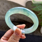 糯冰种晴底飘花平安镯（55.6mm）（yc255586）