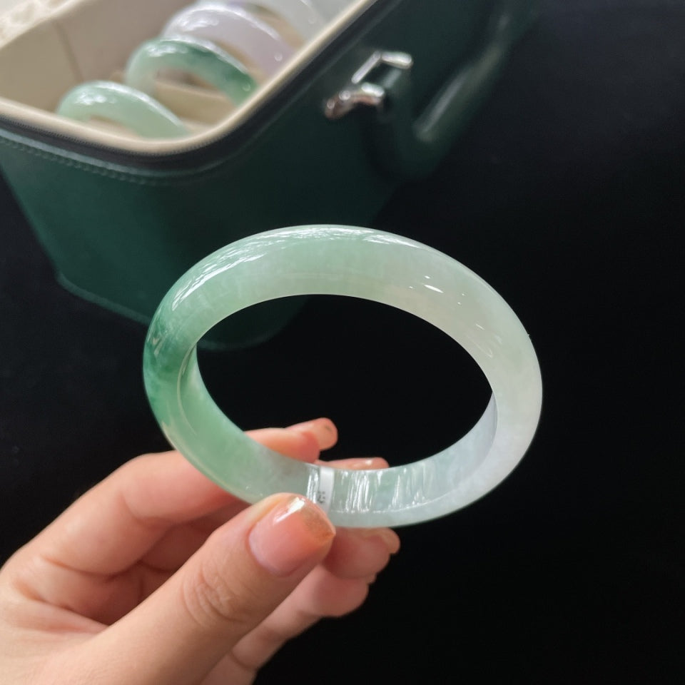 糯冰飘花正圈翡翠手镯（56mm）（yc019441）