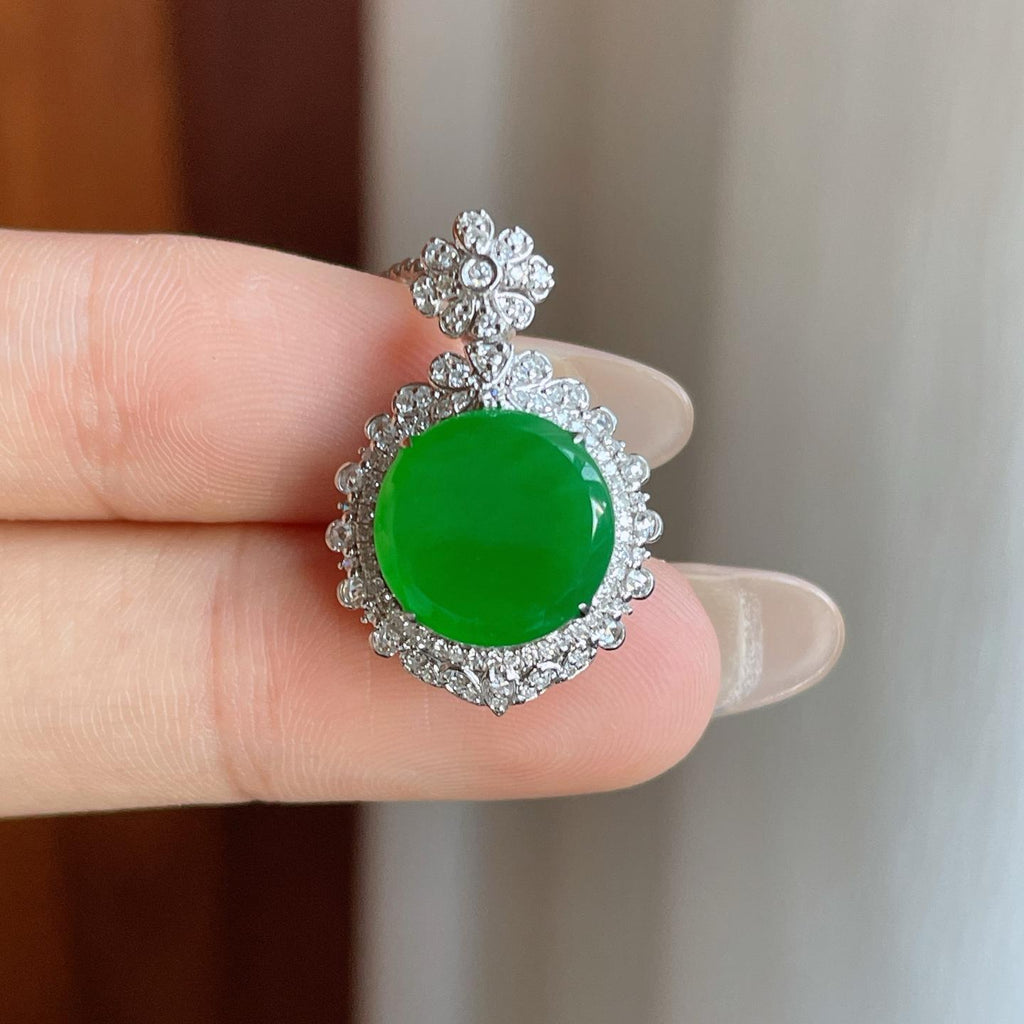 18k金镶冰种满绿翡翠无事牌（yc246209）