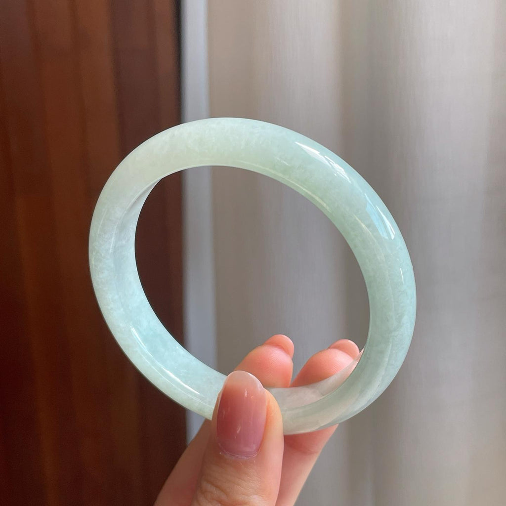 糯冰晴底翡翠平安镯（57.8mm)（yc325793）