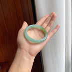 糯冰晴绿底带一抹黄翡翠平安镯（56mm）（yc254052）