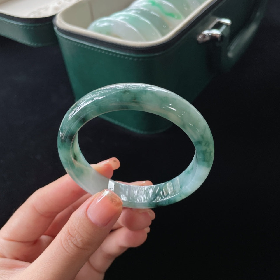 细糯冰飘蓝花正圈翡翠手镯（54mm）（yc019905）