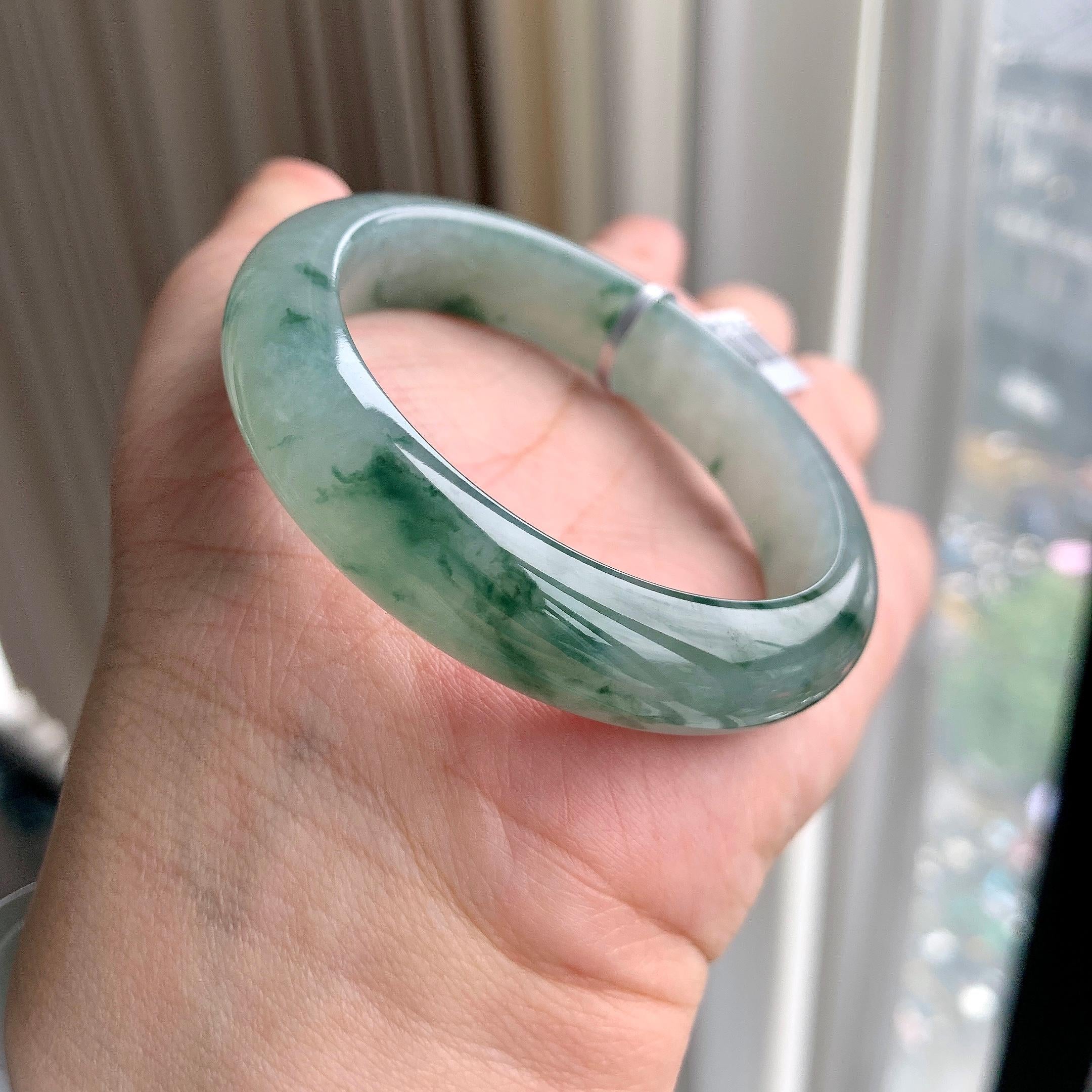 小圈口  糯冰种飘蓝花正圈平安镯  52圈口  天然缅甸A货翡翠（yc439185）