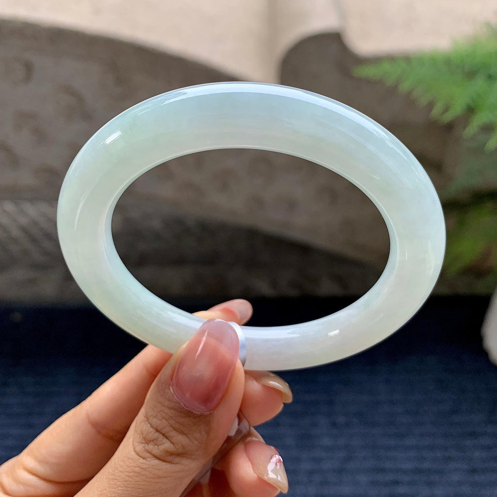 细糯种淡晴底圆条手镯（55.5mm）（yc281534）
