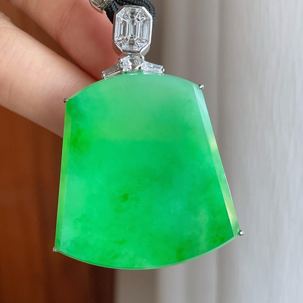 18k金镶糯冰种满绿翡翠无事牌（yc266493）