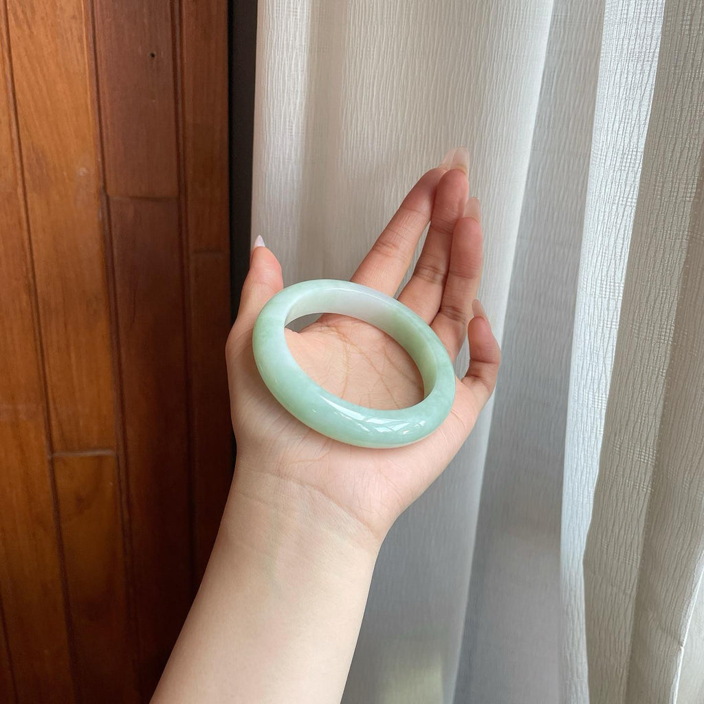 糯冰晴底翡翠平安镯（58.2mm）（yc282588）