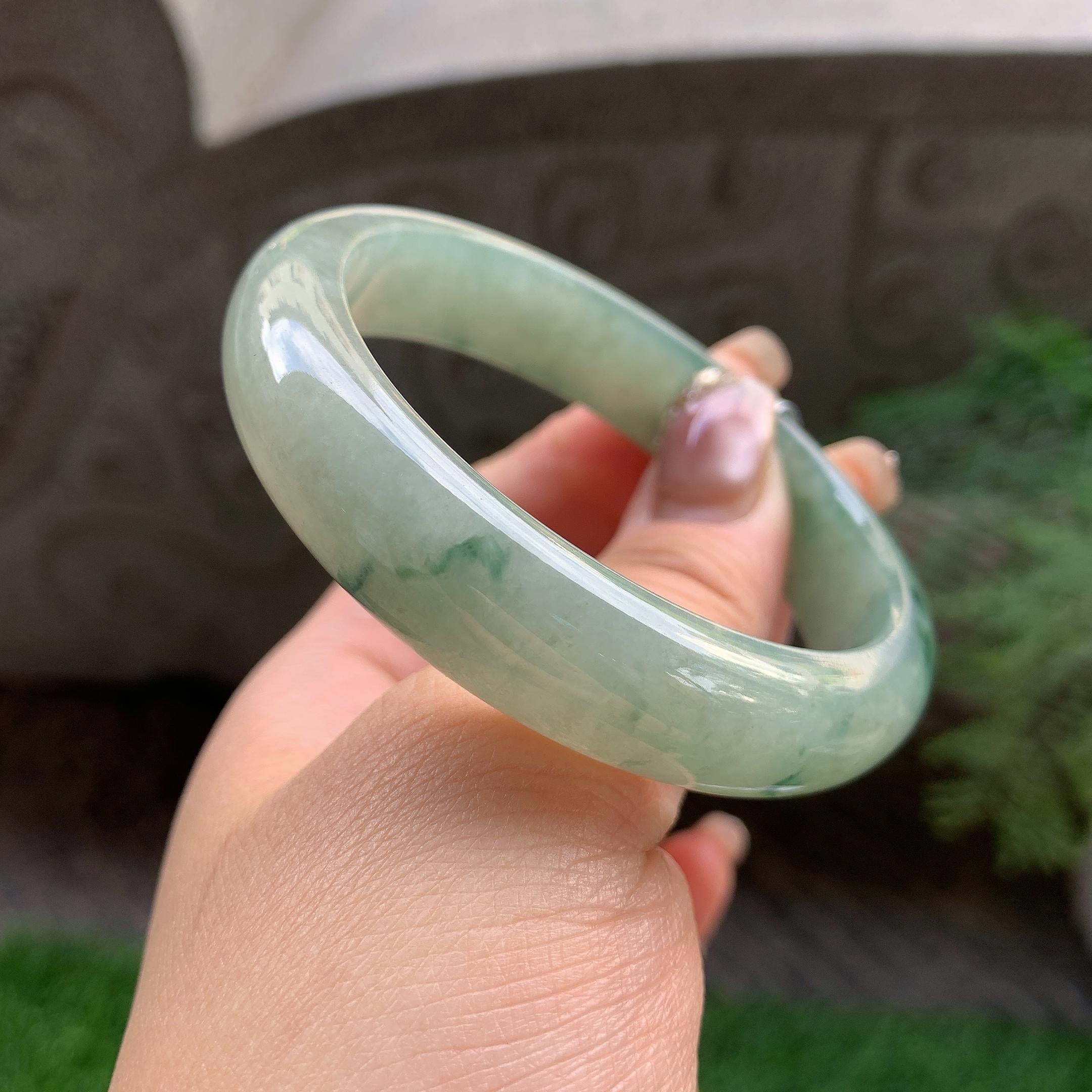 细糯种油青飘花平安镯（56.4mm）（yc293332）