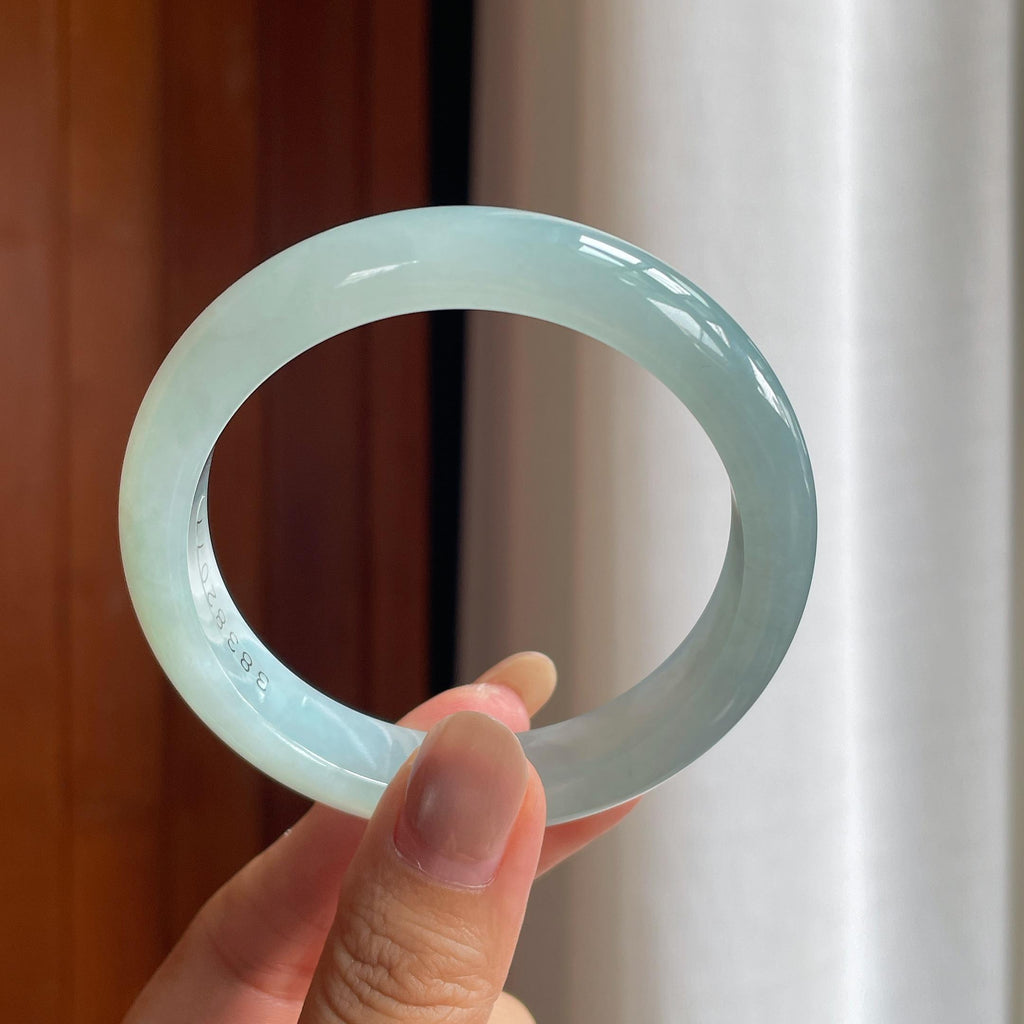 糯冰种淡底色翡翠平安镯(56.7mm)（yc423124）