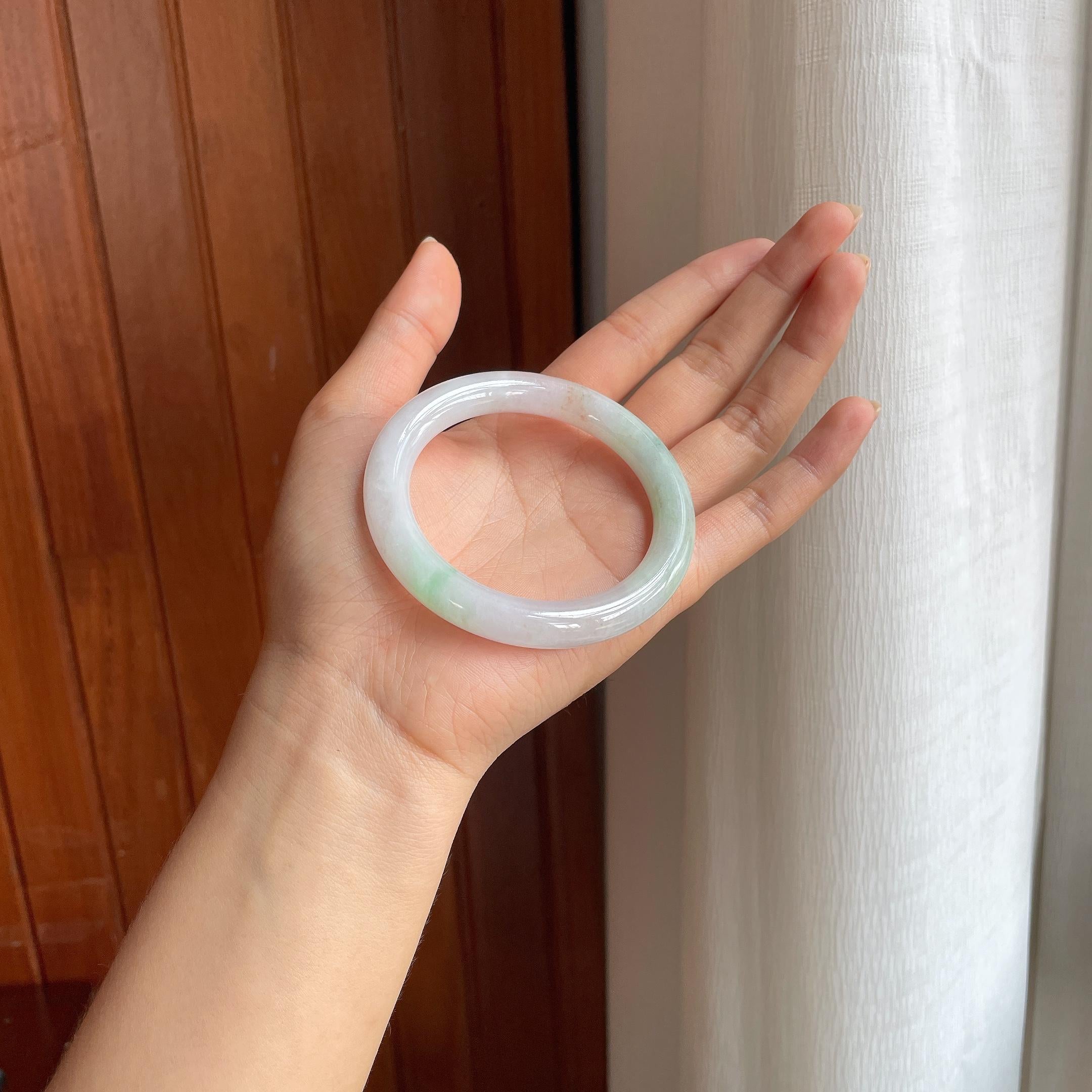 糯冰特色翡翠圆条手镯(55.3mm)（yc402822）