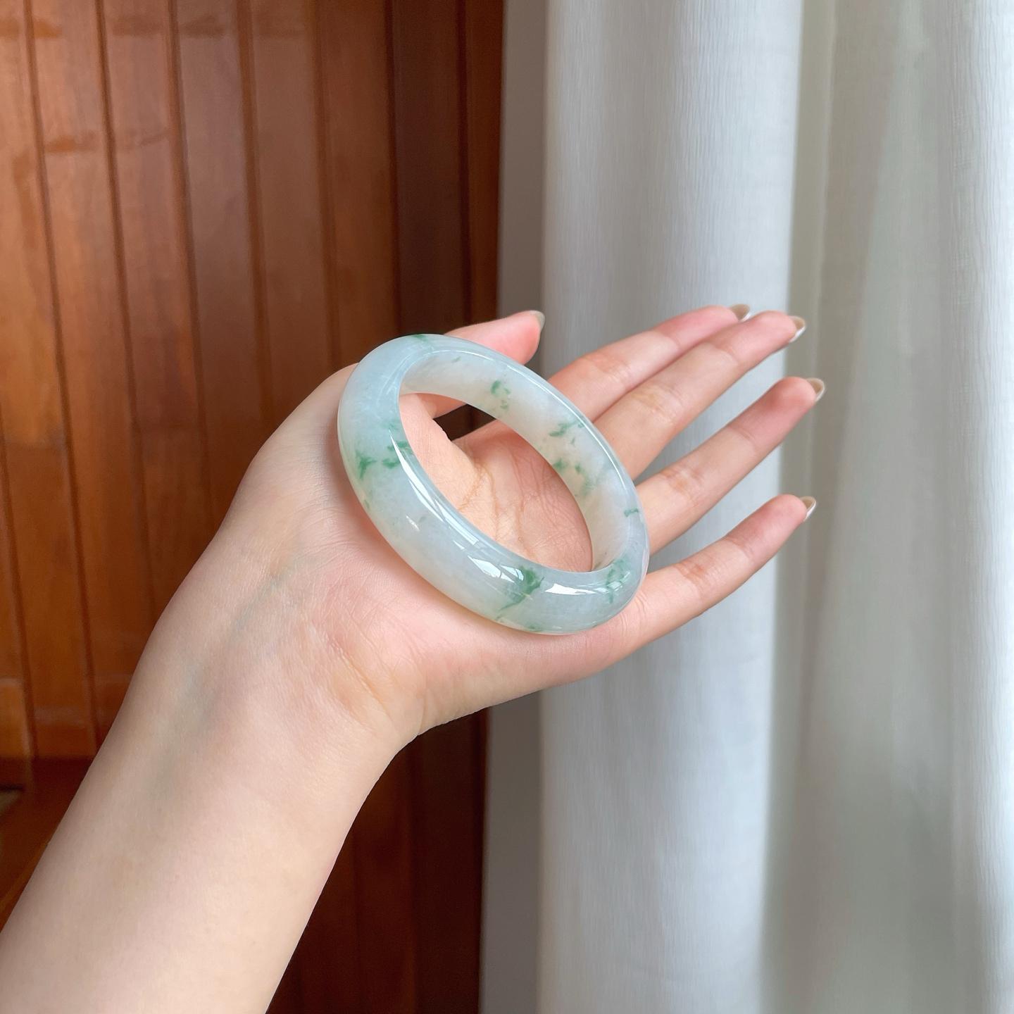 糯冰飘花翡翠平安镯（56.5mm)（yc380330）