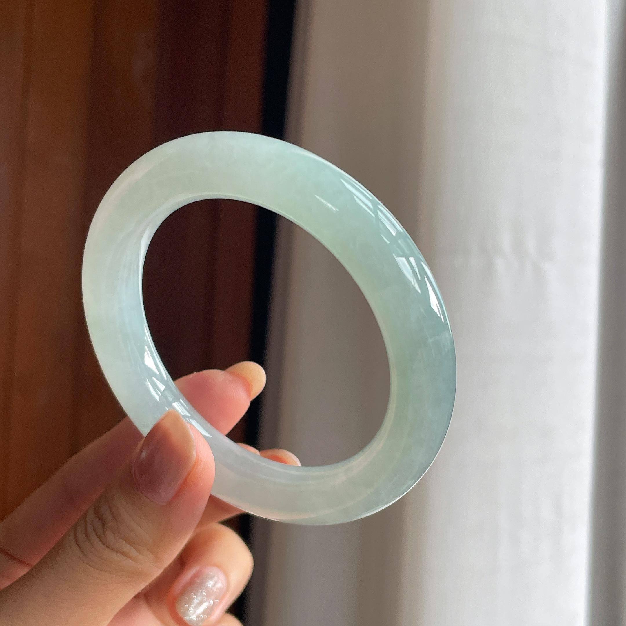 糯冰晴底翡翠圆条手镯(54.5mm)（yc420158）