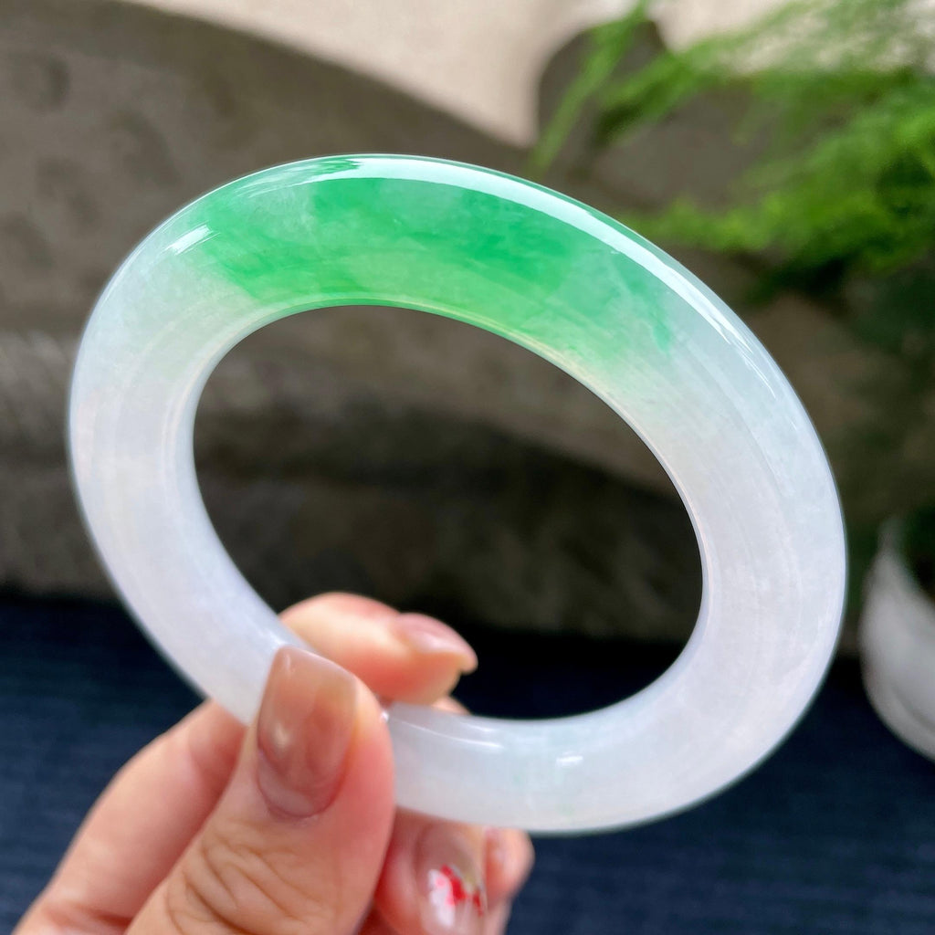 糯冰种飘阳绿圆条手镯55.5圈口 天然缅甸A货翡翠（yc350658）