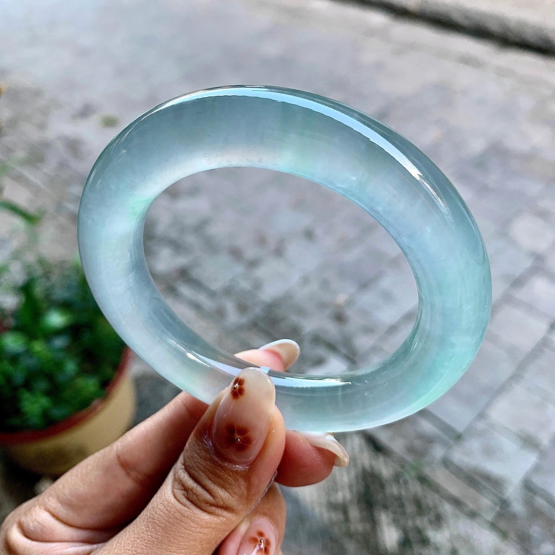 冰种淡晴水圆条手镯（54.9mm）（yc246679）