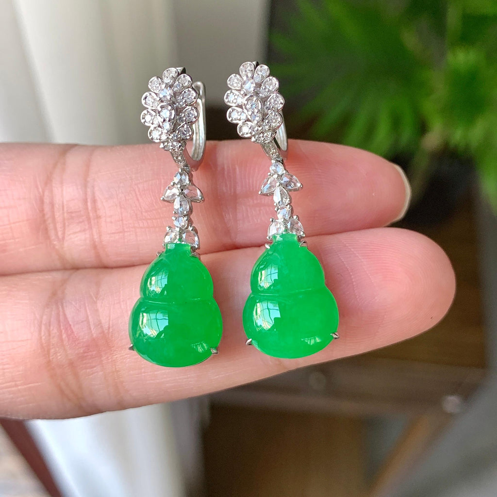 18K金钻镶糯冰种阳绿葫芦耳坠（yc248186）