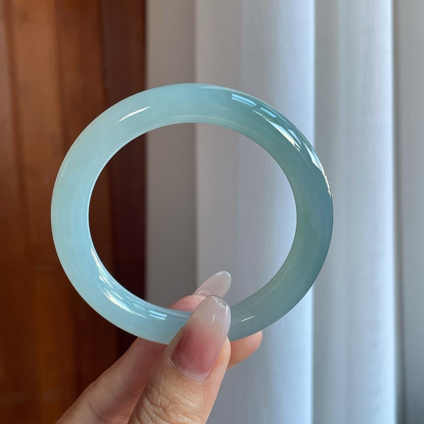 糯冰蓝晴底翡翠圆条手镯（57.3mm）（yc266495）