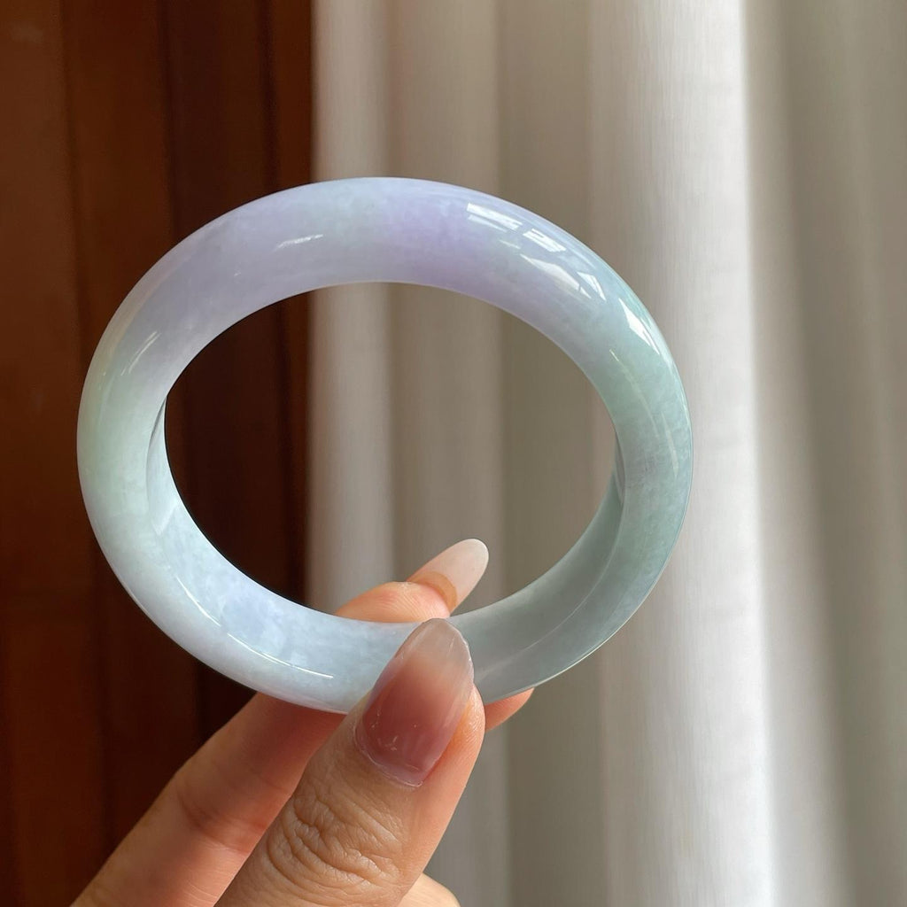糯冰春带彩翡翠平安镯（57.5mm）（yc310545）
