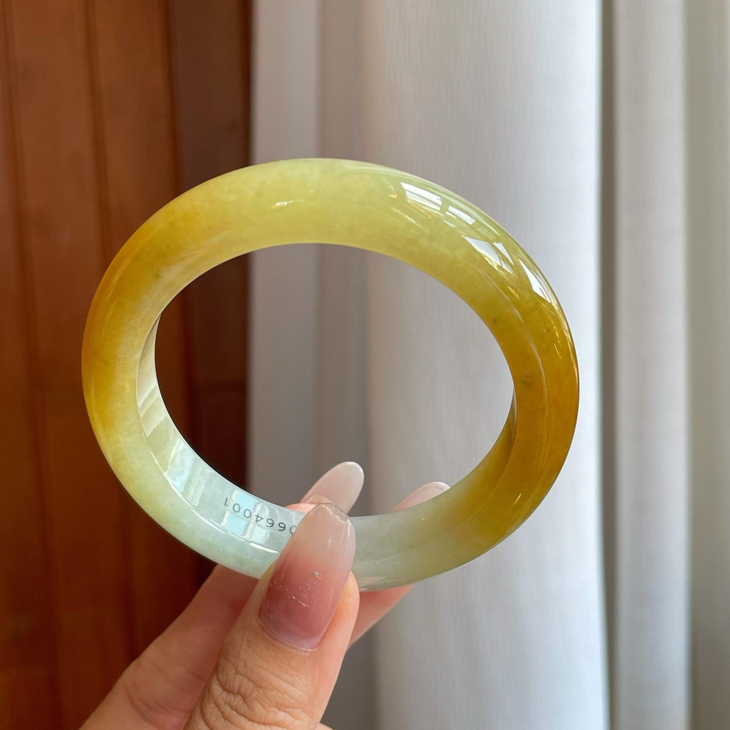 糯冰黄翡翡翠平安镯（58mm）（yc268219）