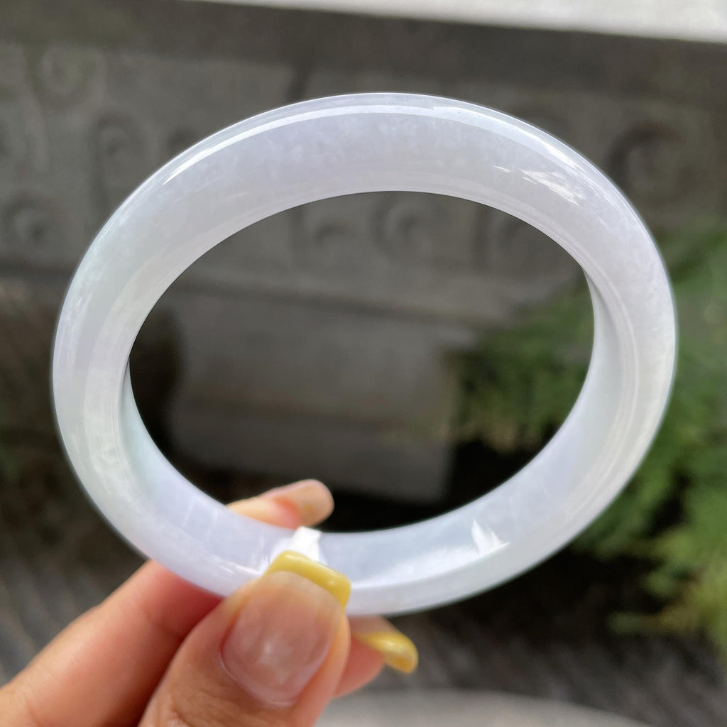 大圈口     细糯种带底色正圈平安镯58.2圈     天然缅甸A货翡翠（yc387358）