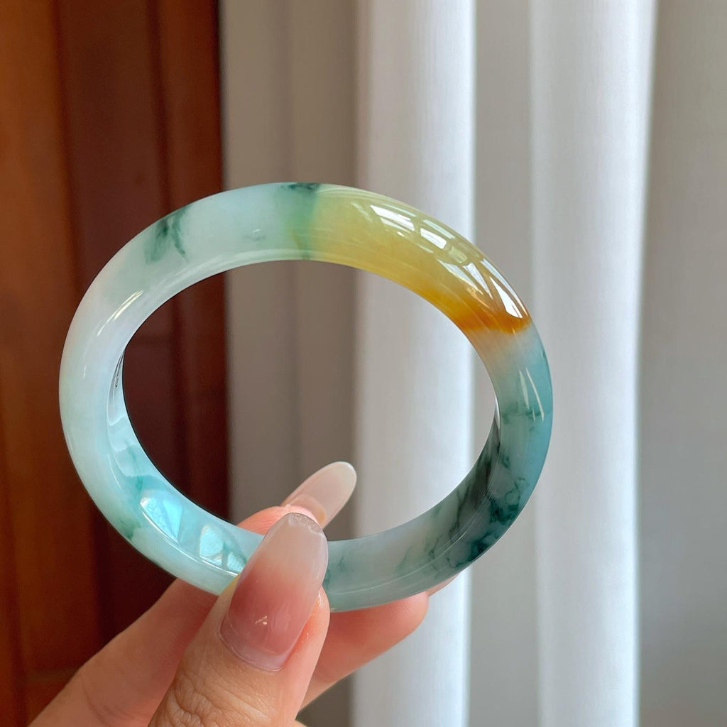 糯冰飘花带黄翡翡翠平安镯（56mm）（yc274579）