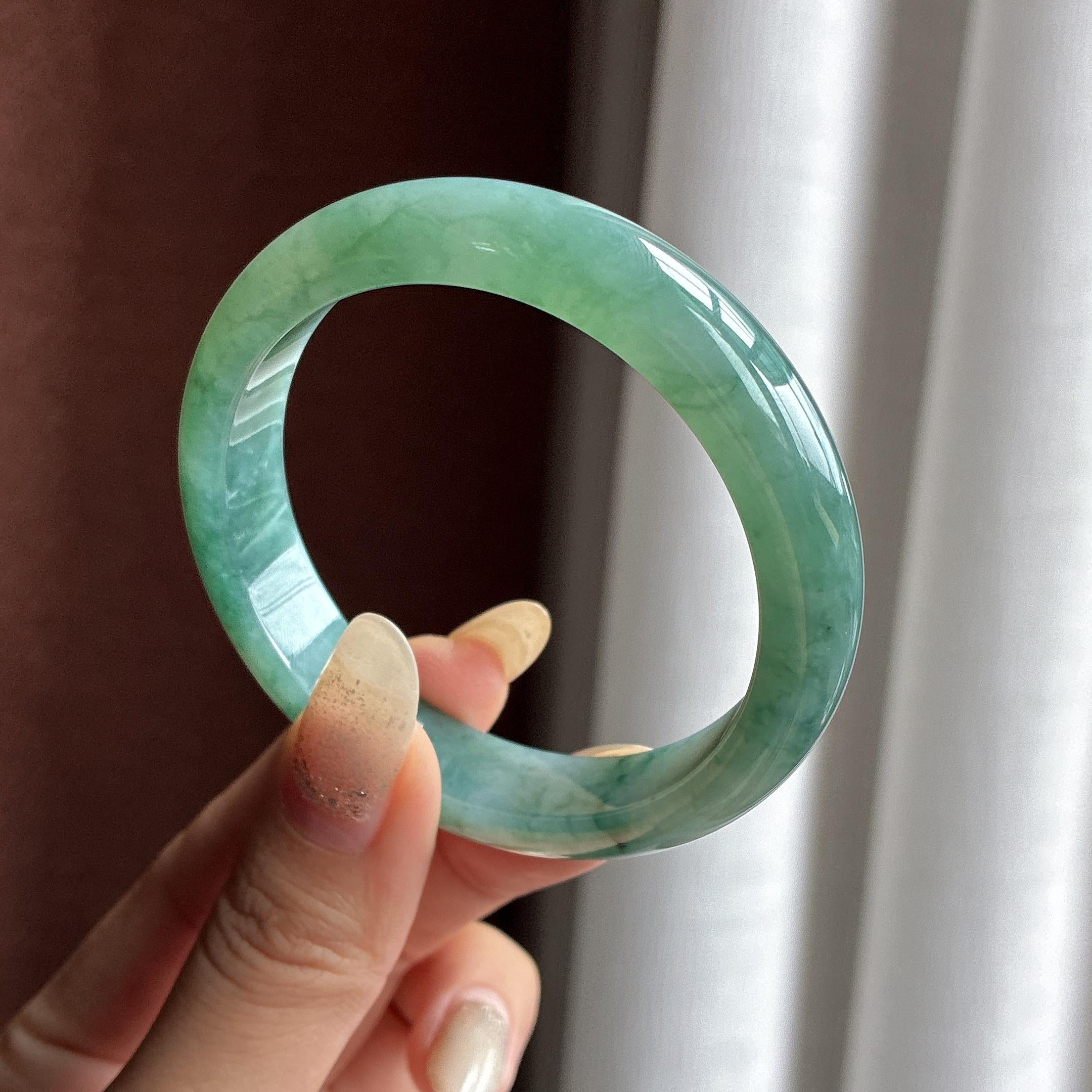 糯冰蓝底飘花正圈平安镯 55圈 天然缅甸A货翡翠（yc694436）