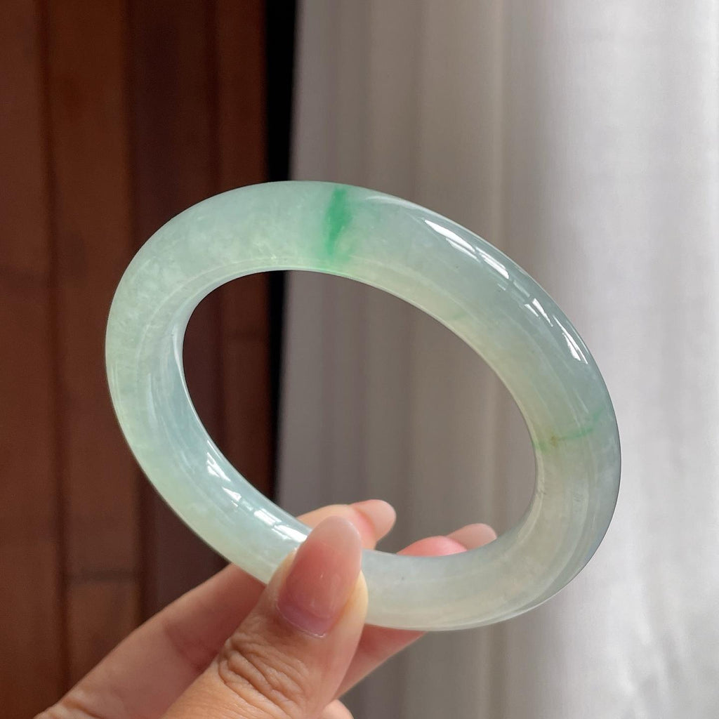 冰种起光晴底飘绿圆条手镯 54圈 天然缅甸A货翡翠（yc693851）