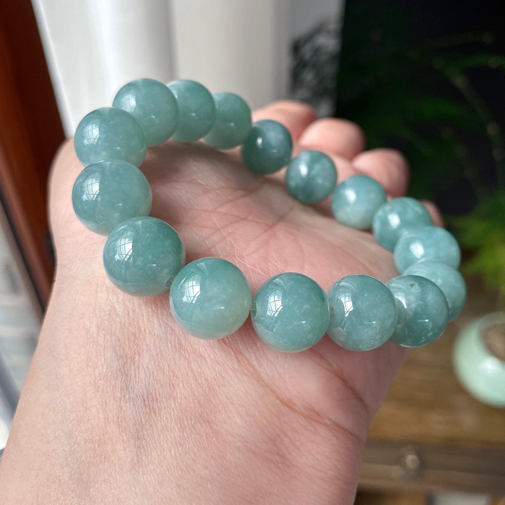 细糯种淡蓝底手串 天然缅甸A货翡翠（yc349987）