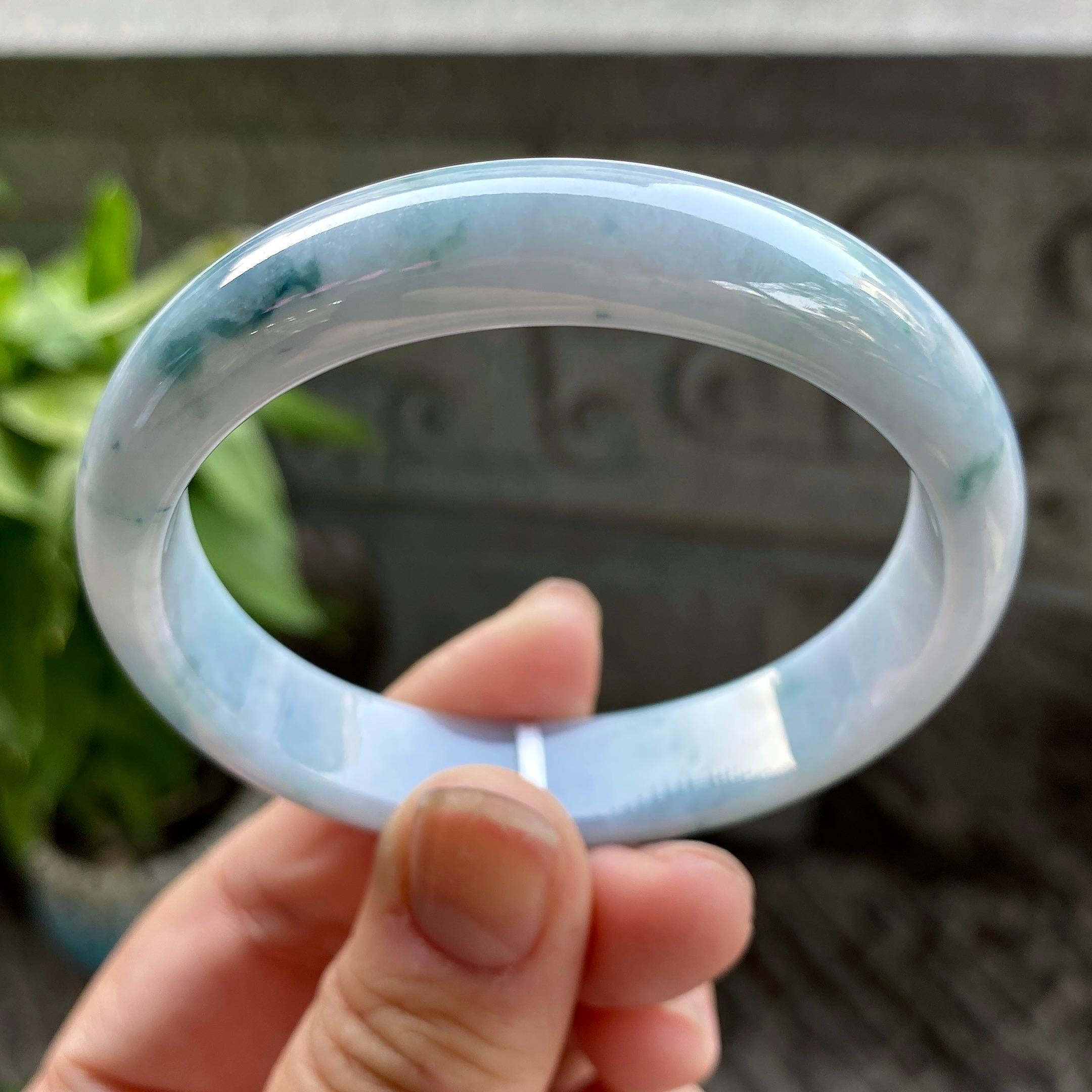 细糯种飘蓝花贵妃手镯56.8圈口 天然缅甸A货翡翠（yc313319）