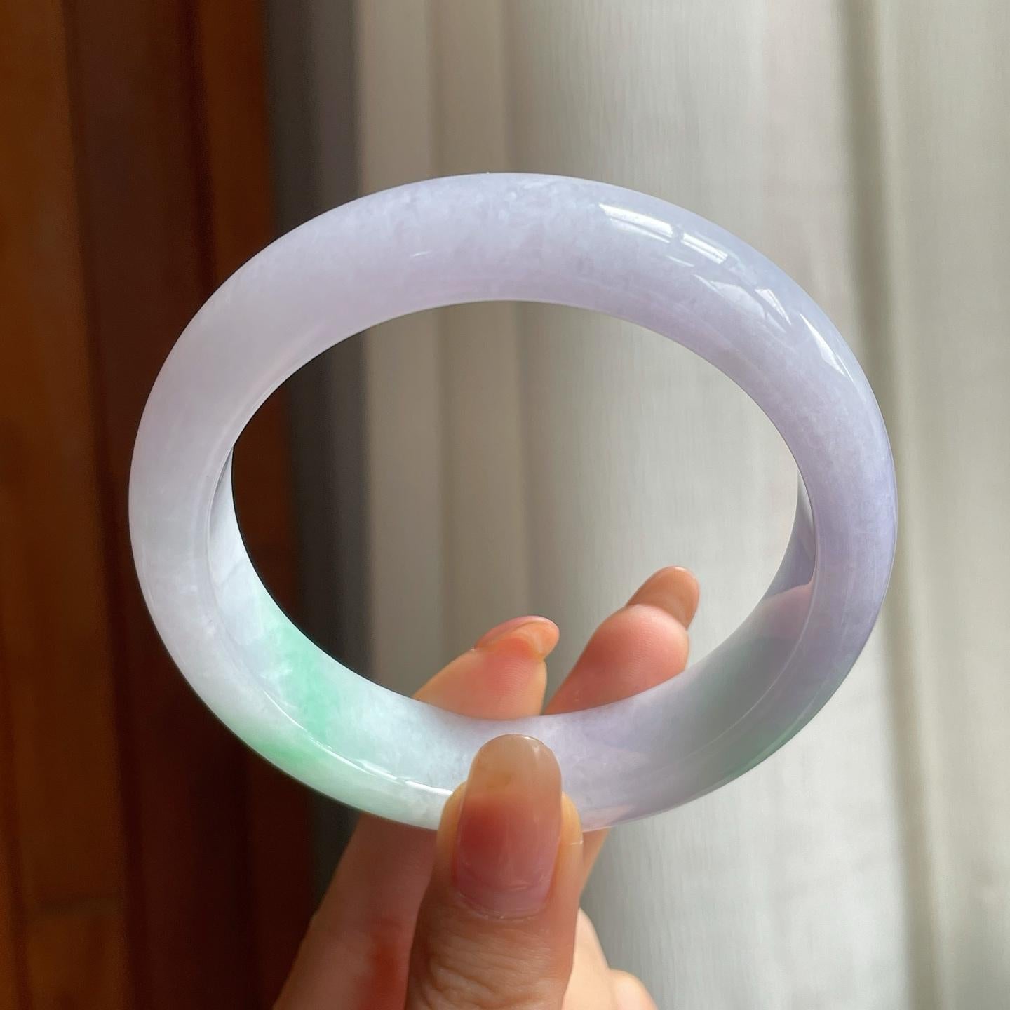 糯冰宽版春彩翡翠平安镯（61mm)（yc360237）