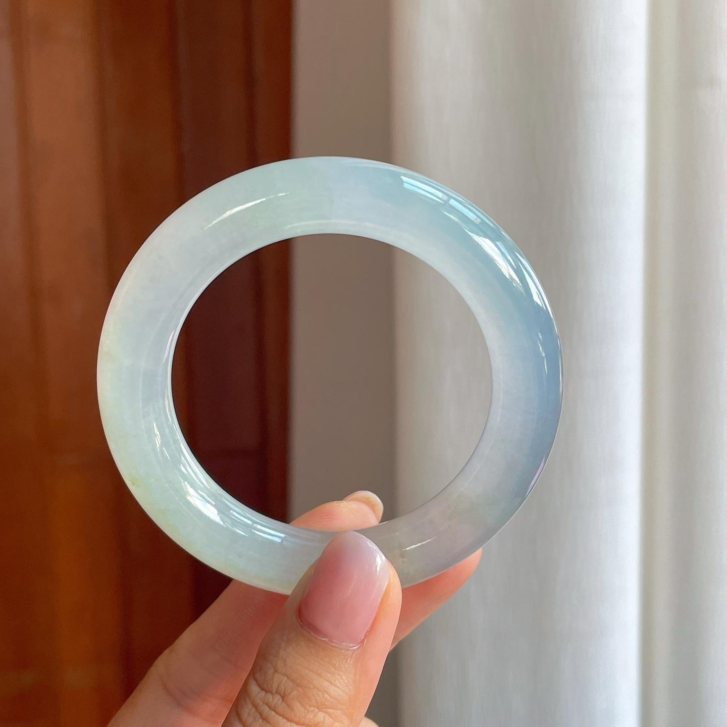 冰种白月光翡翠圆条手镯（52mm)（yc386431）