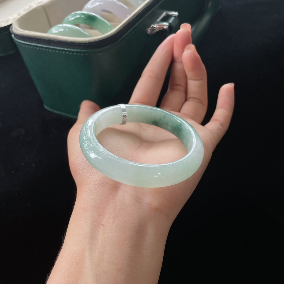 糯种飘花正圈翡翠手镯（56mm）（yc019443）