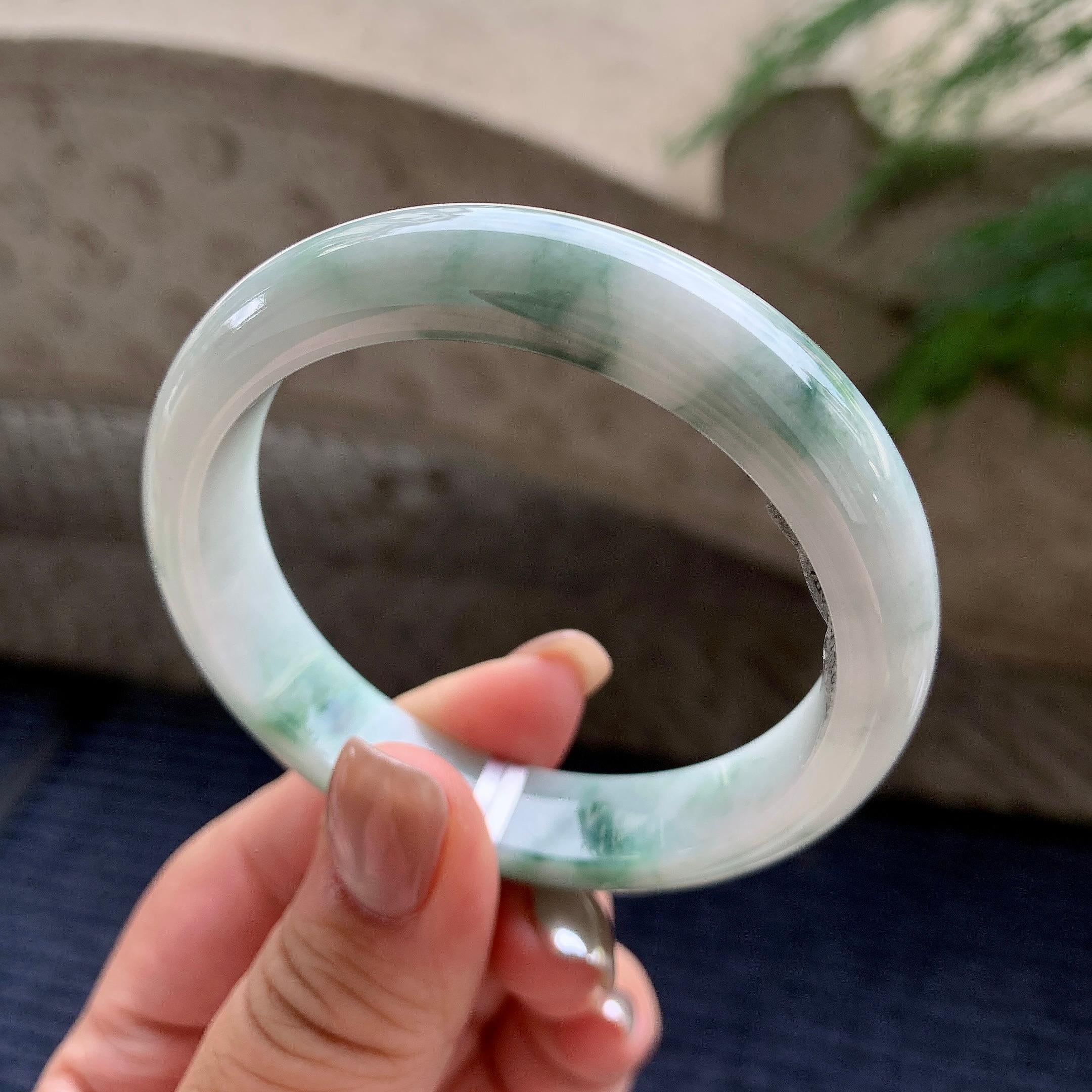细糯种飘蓝花正圈平安镯  56圈口  天然缅甸A货翡翠（yc421254）