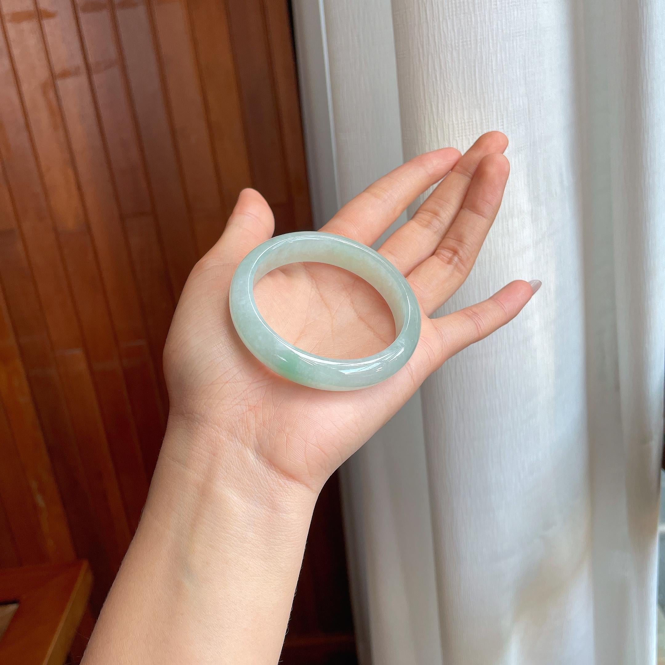 糯冰种晴底翡翠平安镯（53mm)（yc316582）