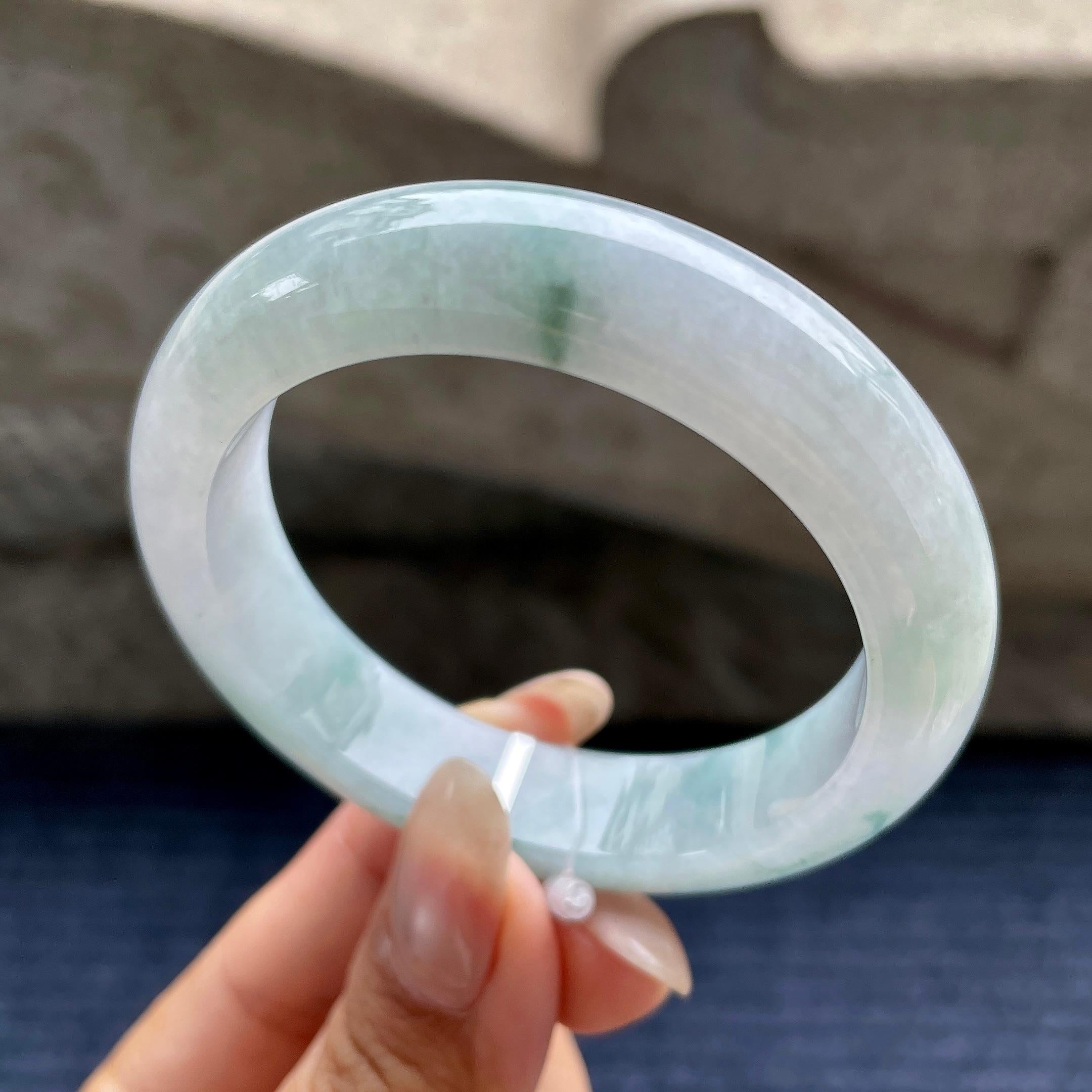 小圈口 糯冰种飘蓝花正圈平安镯50.8圈口  天然缅甸A货翡翠（yc345822）
