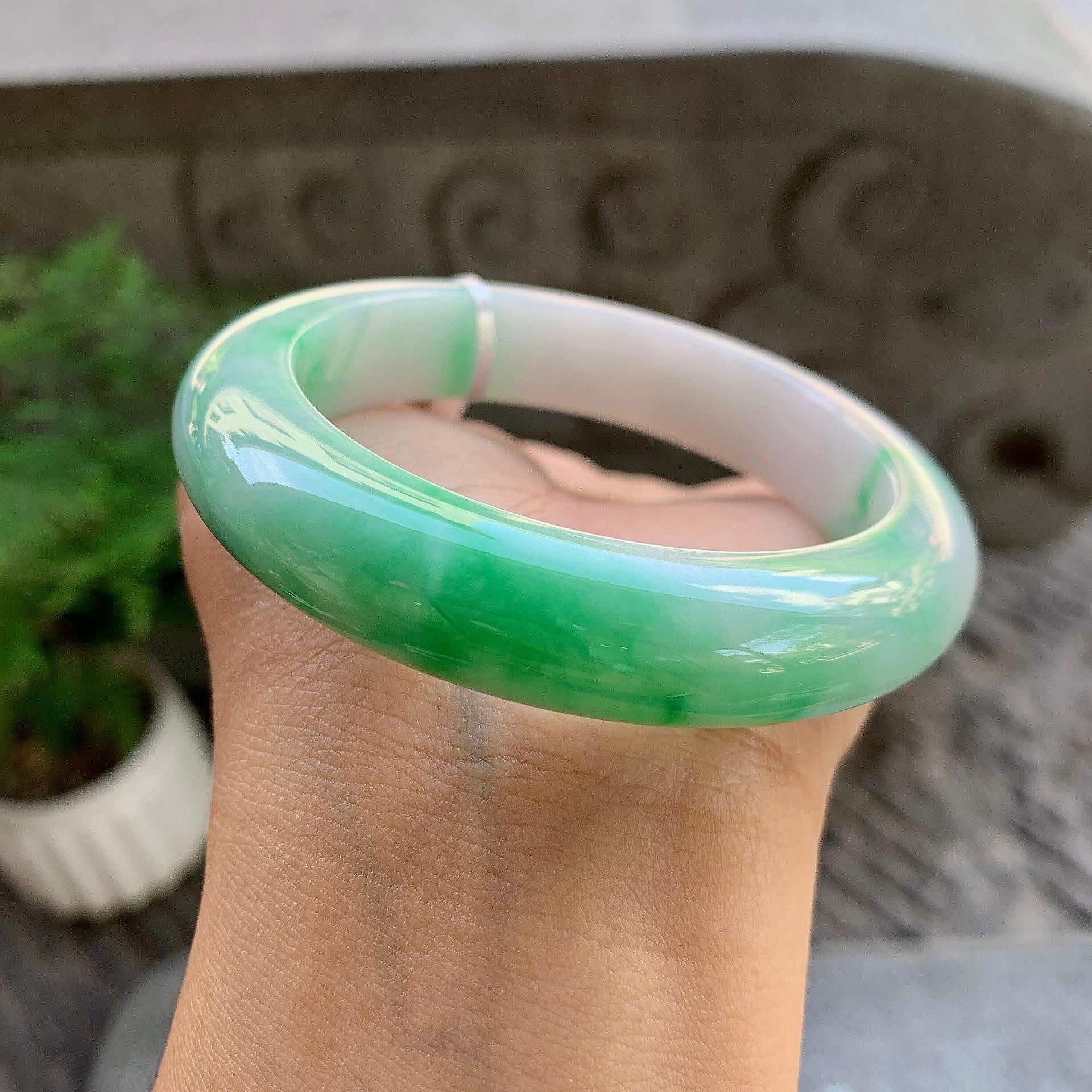 细糯种翠绿平安镯（57.3mm）（yc213155）