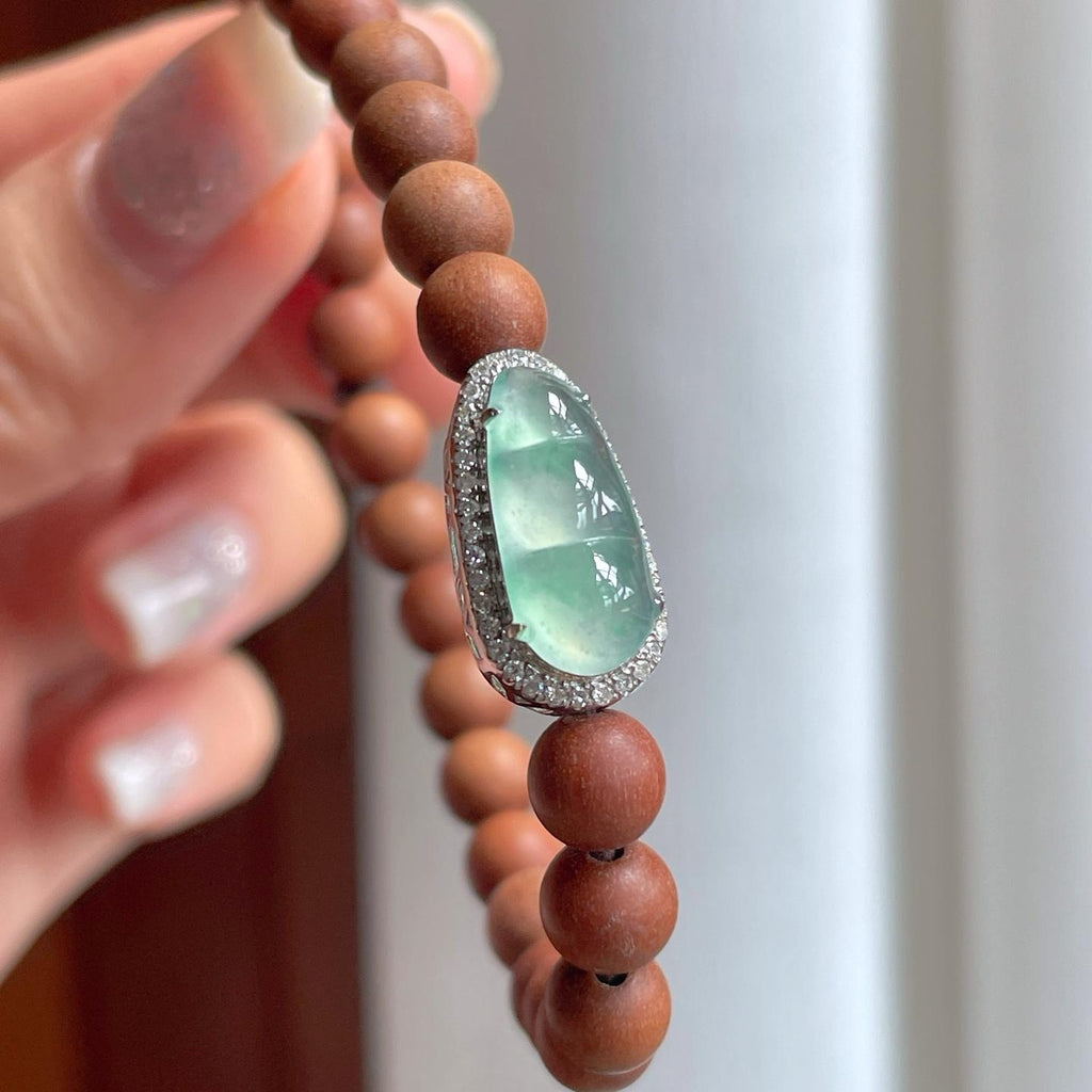 18k金钻镶冰种带底色翡翠豆子手串（yc249166）