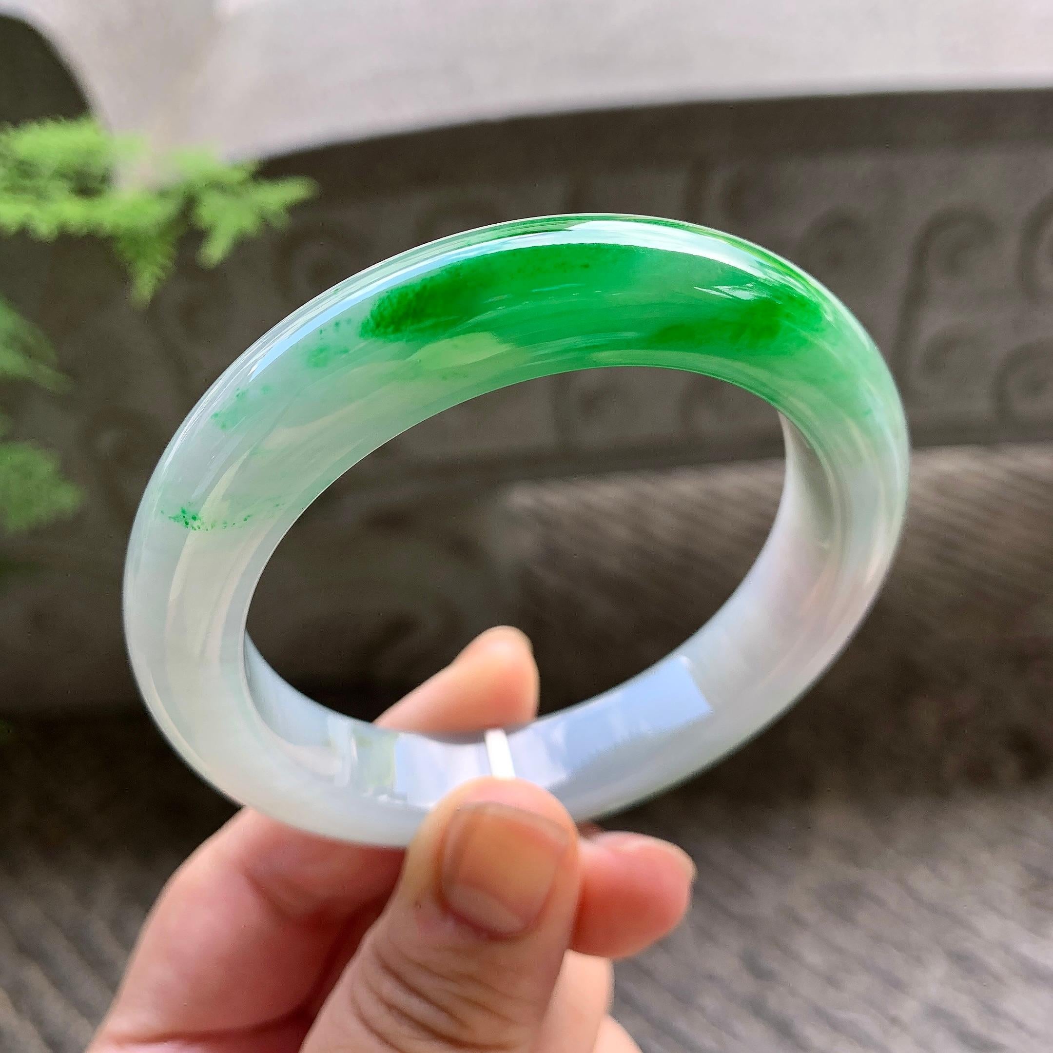 细糯种飘阳绿平安镯（57mm）（yc202376）