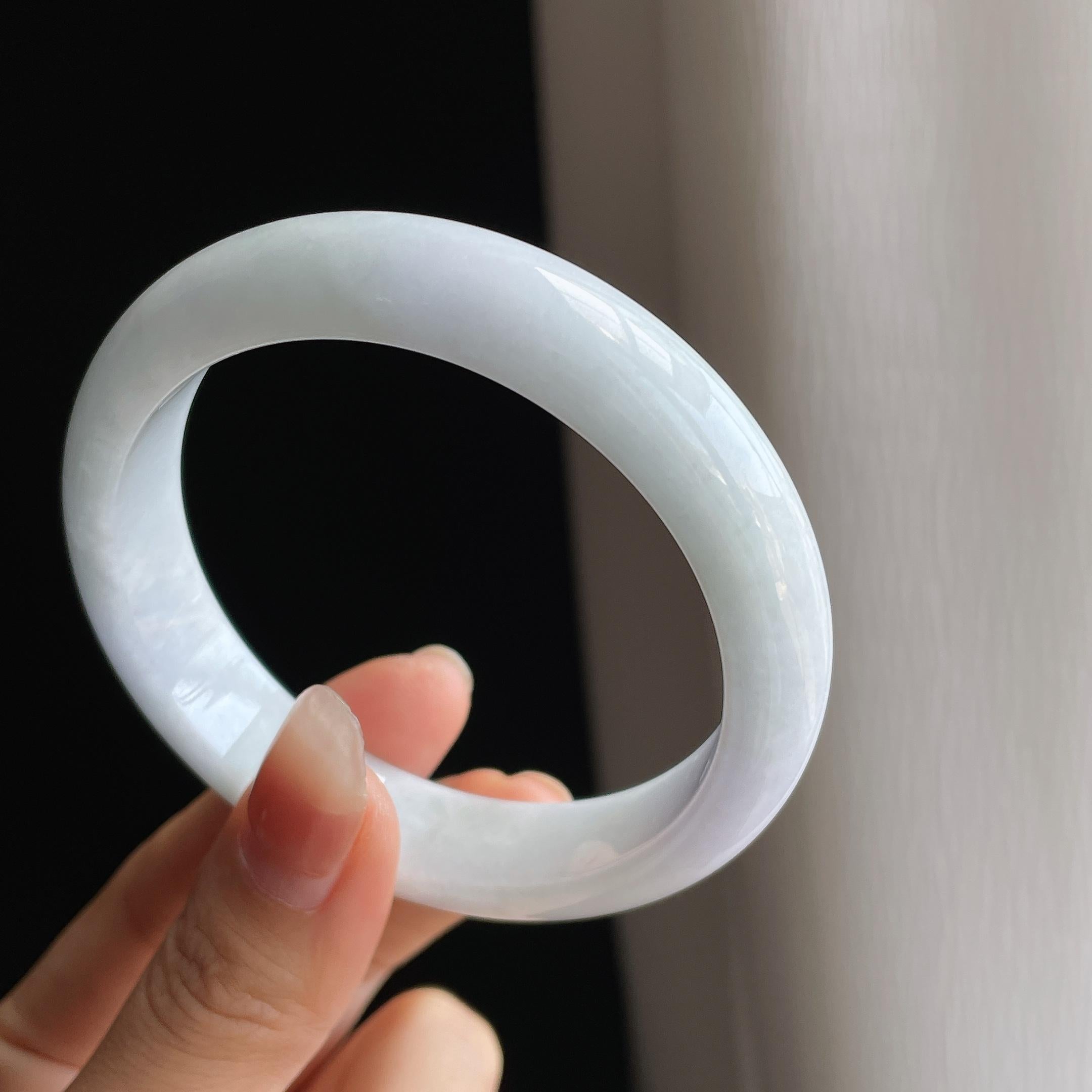 糯冰淡春底翡翠平安镯（59.6mm)（yc334675）