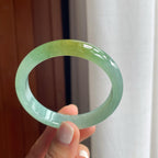 糯冰晴绿底带一抹黄翡翠平安镯（56mm）（yc254052）
